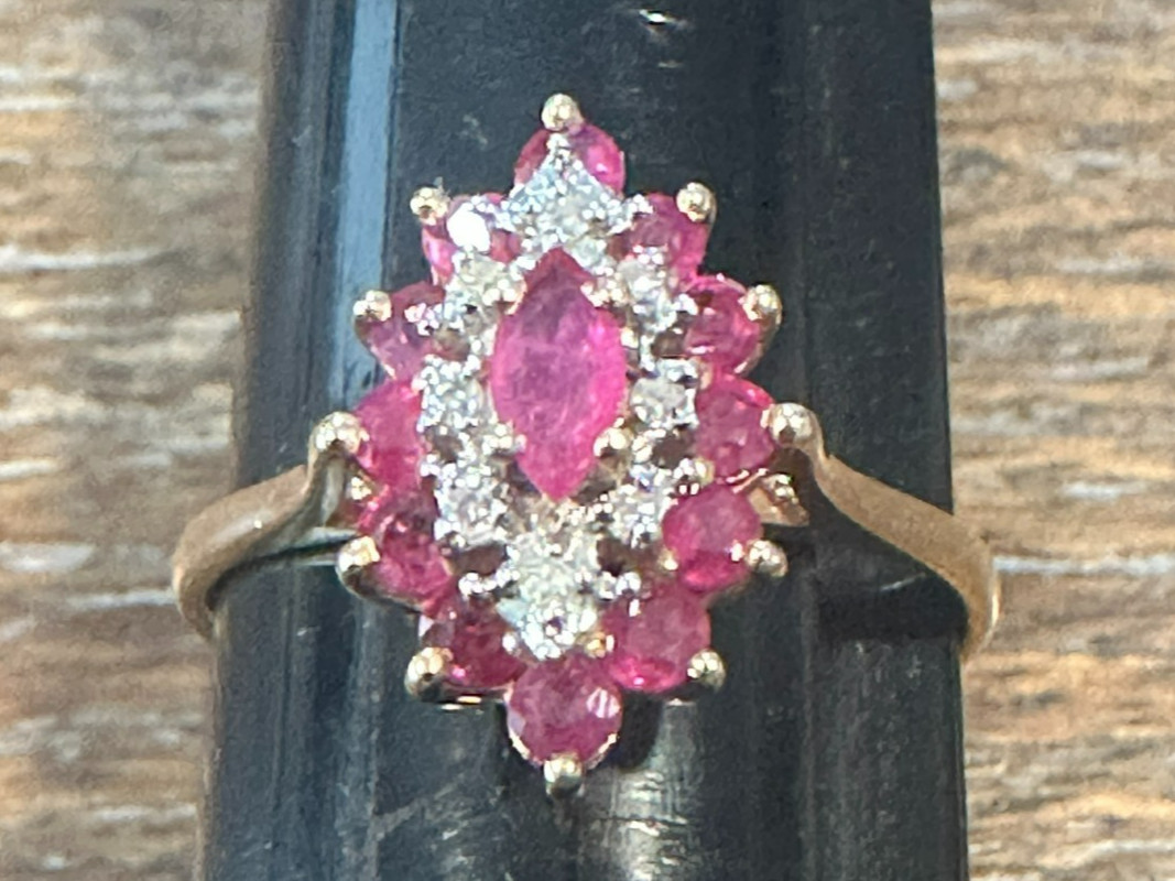 Vintage 14KP (Plumb) Woman’s Yellow Gold Ring Diamonds & Red Rubies 2.6g Size 8