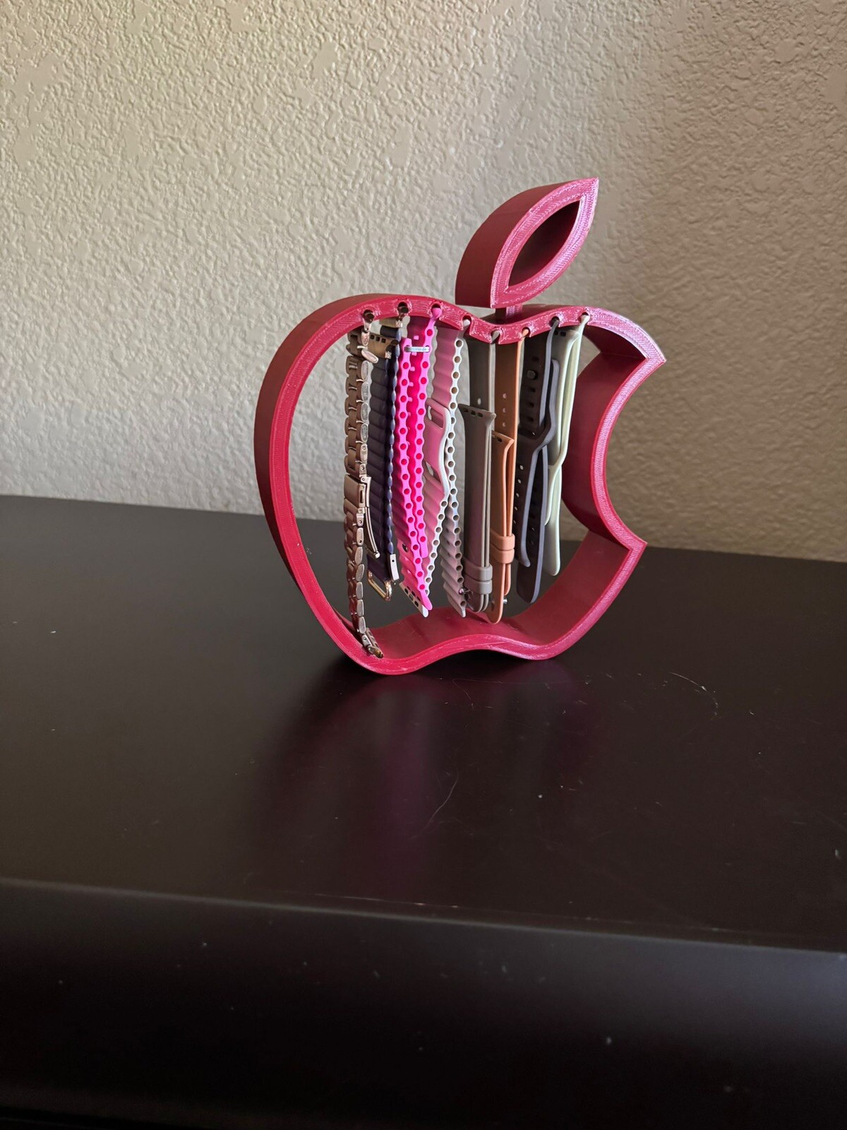 APPLE WATCH BAND HOLDER, DISPLAY, ORGANIZER,it holds up to 8 watch bands