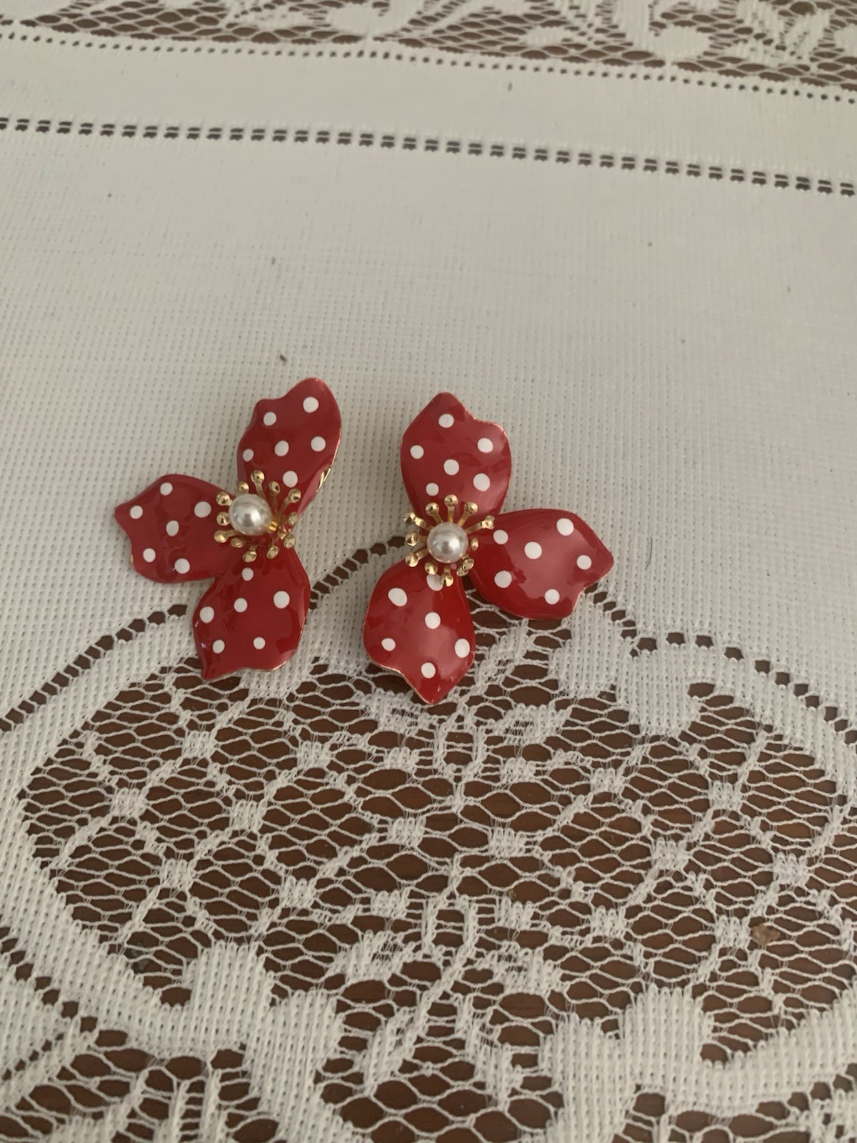 French Style Red And White Polka Dot Flower Stud Pierced Earrings