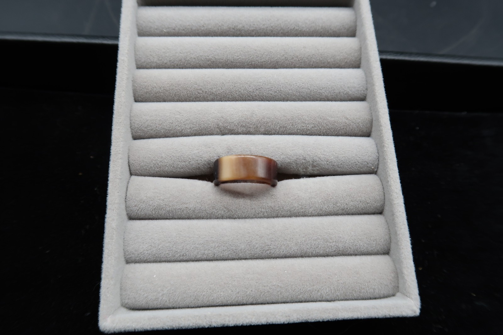 Vtg Brown & Cream Tortoise Shell Ring Lucite Plastic Resin Size 6
