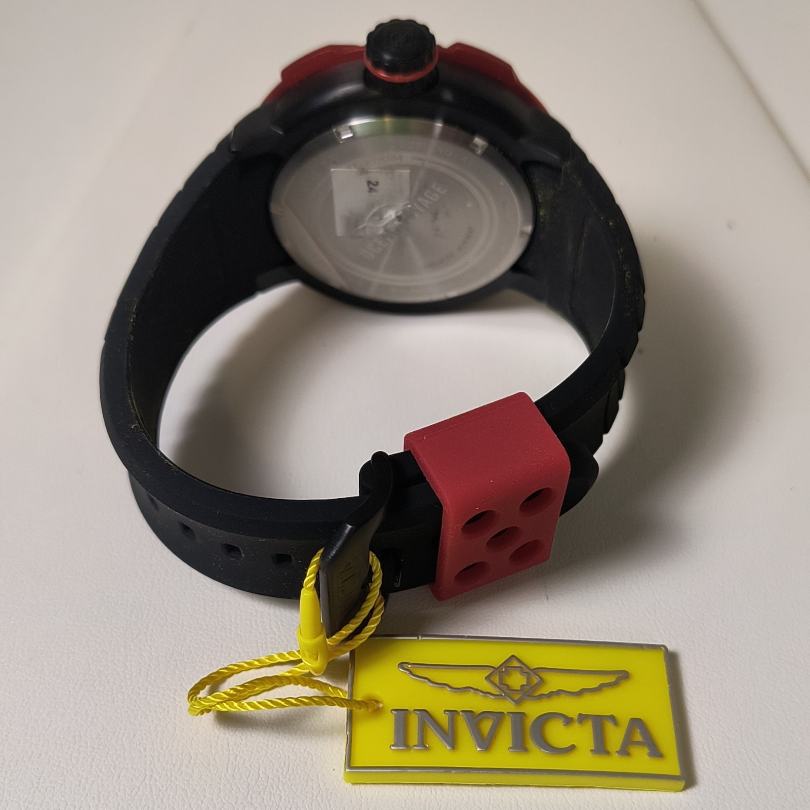 Invicta Pro Diver Chrononaut Black/Red Dial Rotating Bezel Silicone Strap 52mm
