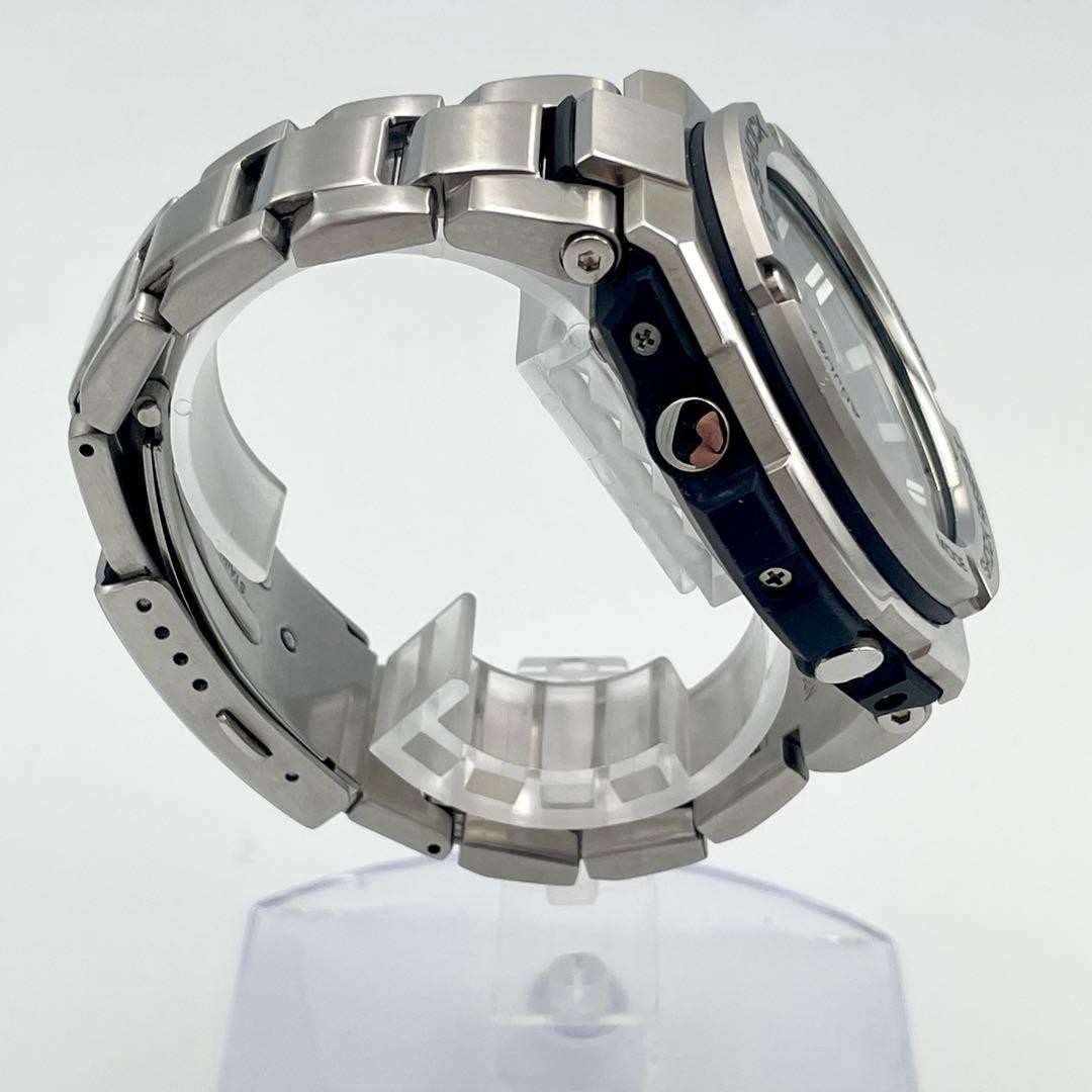 Condition G SHOCK Wristwatch Radio Solar GST W110D 1AJF