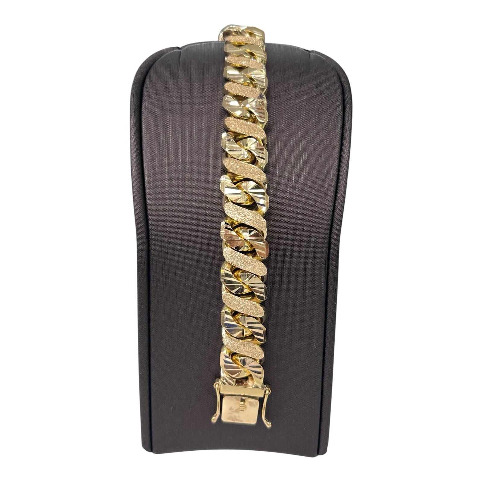 9ct 9K Yellow Gold Diamond Cut Sandblast Men’s Bracelet 77.49 Grams 21.5cm. New