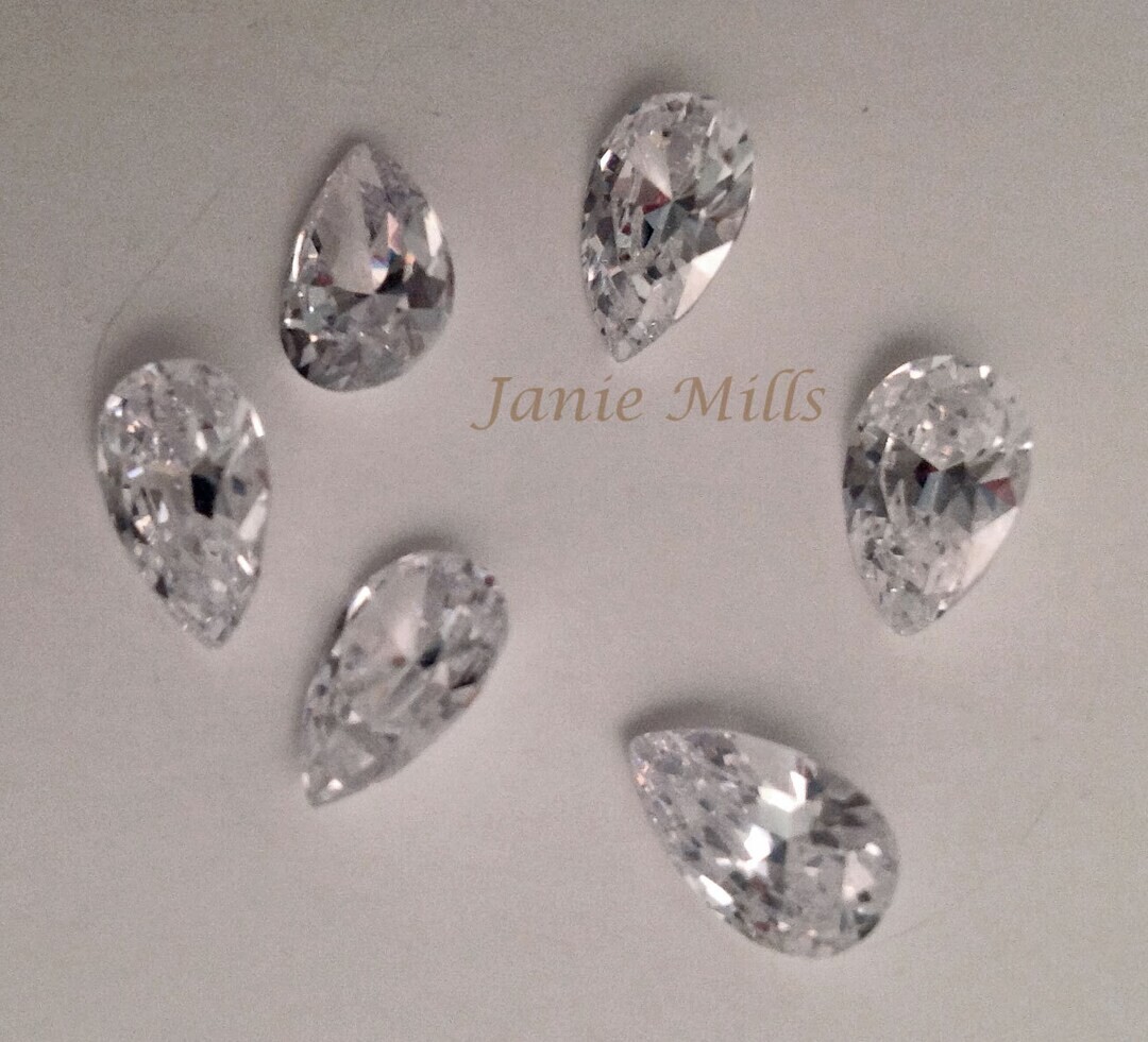 Lab-Grown 5 Pcs Lot Loose CVD Diamond 2.50 x 3 mm Pear IF Clarity Certified