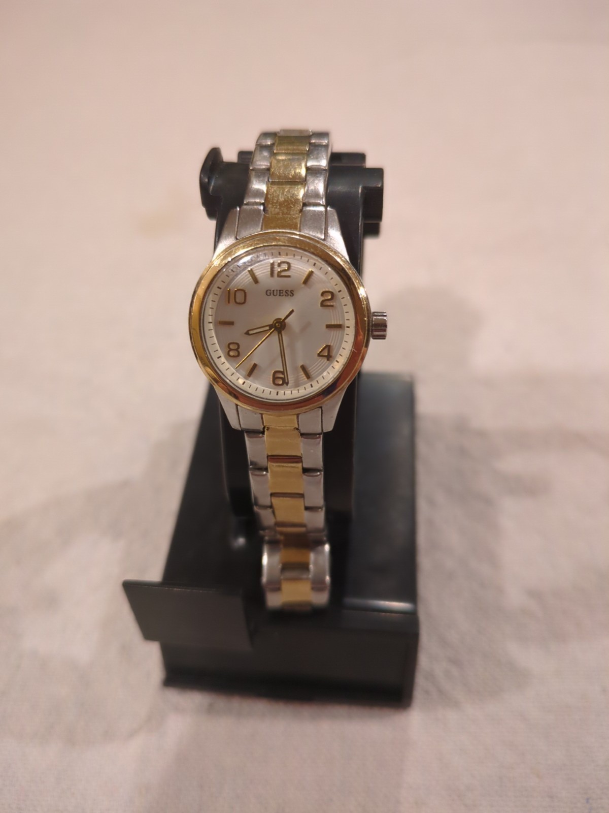 Guess Waterpro Ladies Watch U85116L2. Working Well With A New Battery. See Pics!