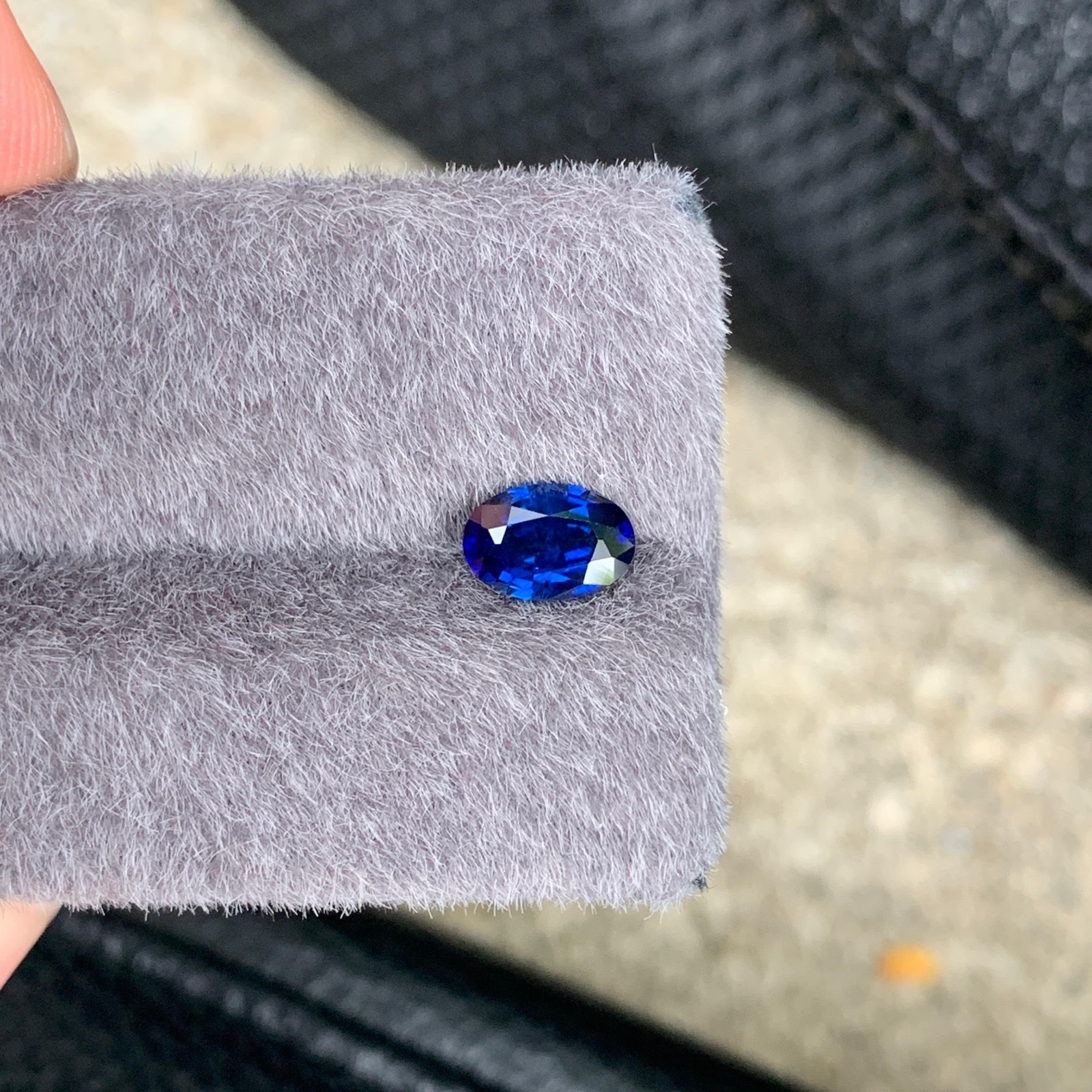 Beautiful Royal Blue 1.20 CTs Natural Sapphire Gemstone.