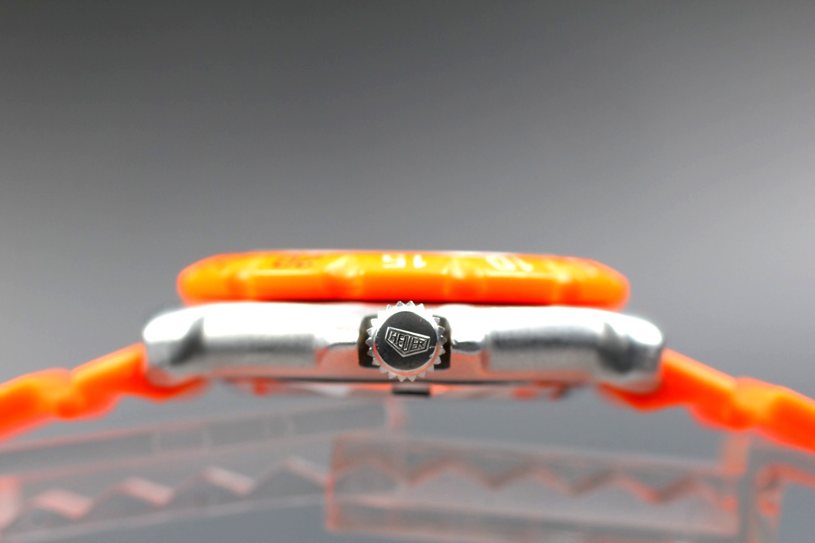 TAG Heuer 373.508 Formula 1 Professional 200m Orange 30mm Quartz Women’s Watch