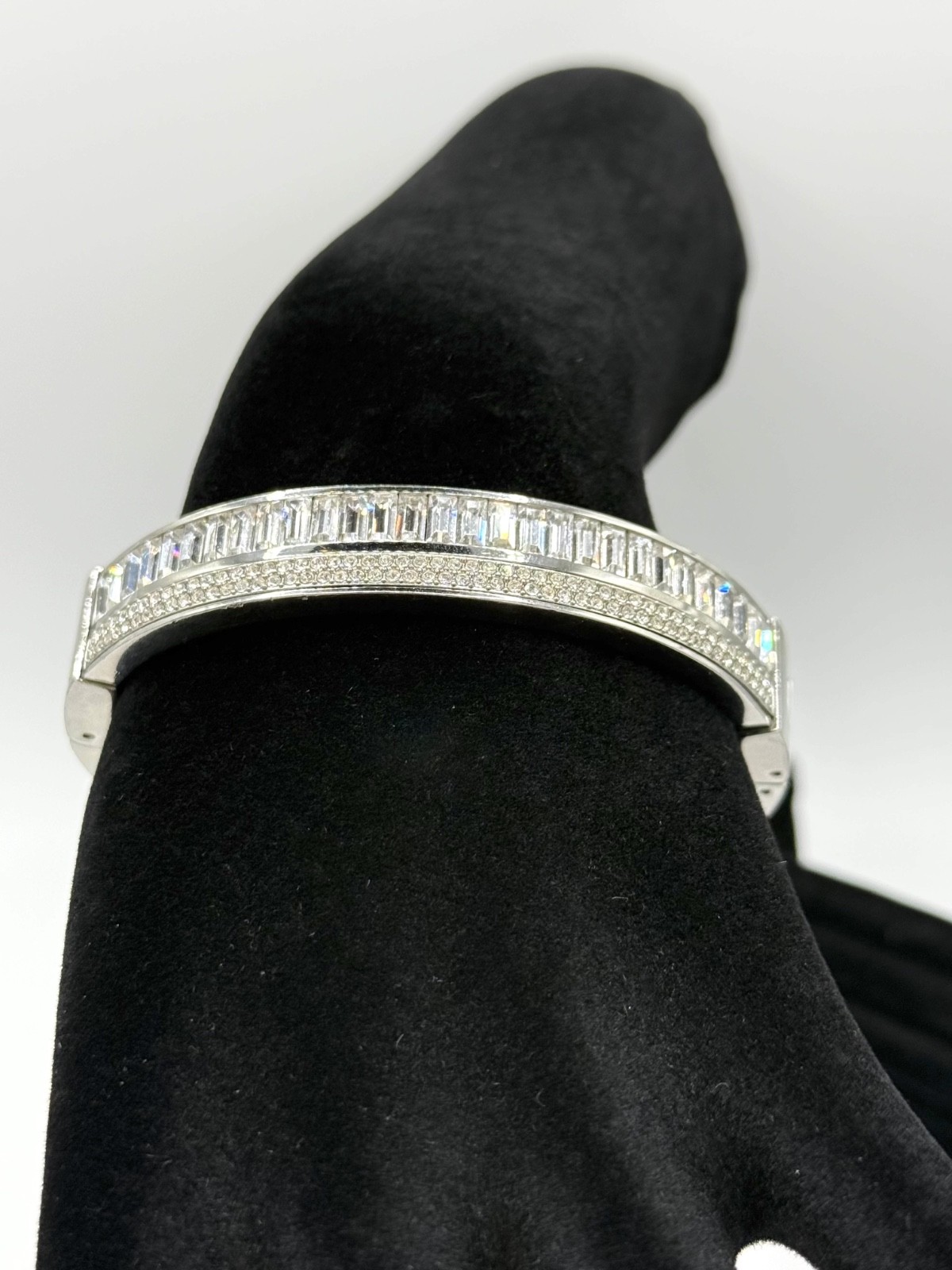 Michael Kors Pave Baguette Hinge Bracelet Silver-tone with Push Clasp Closure