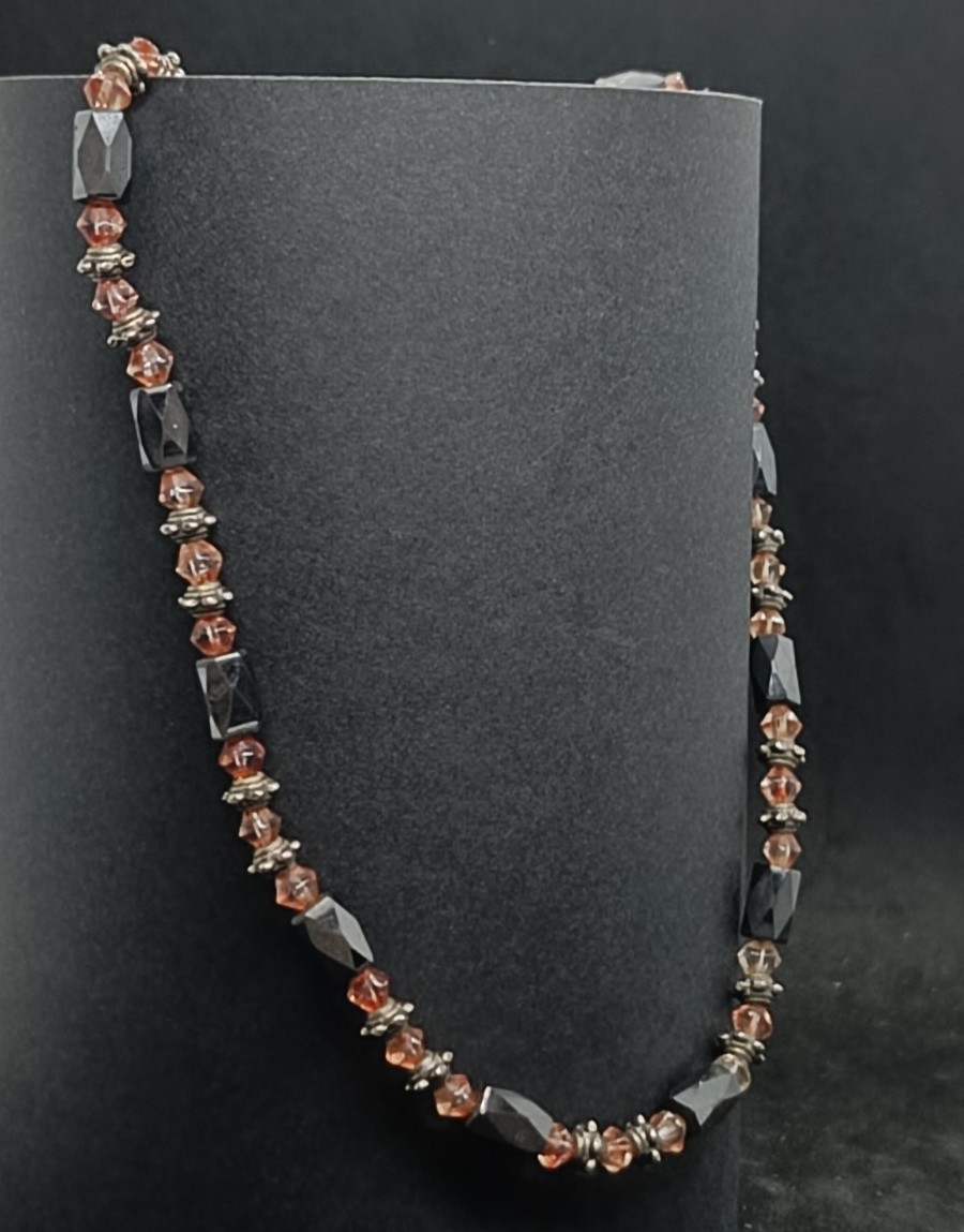 Vintage 1970s French Sautoir Necklace with Faceted Beads and Magnetic…