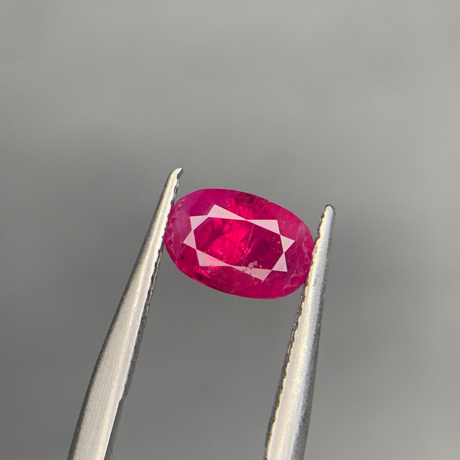 Natural Faceted Ruby Oval Cut Loose Gemstone-1.39 Carats