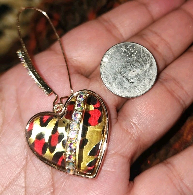 BETSEY JOHNSON Red /Black Leopard Cheetah Gold Dangle Crystal Earrings $49 NIB!