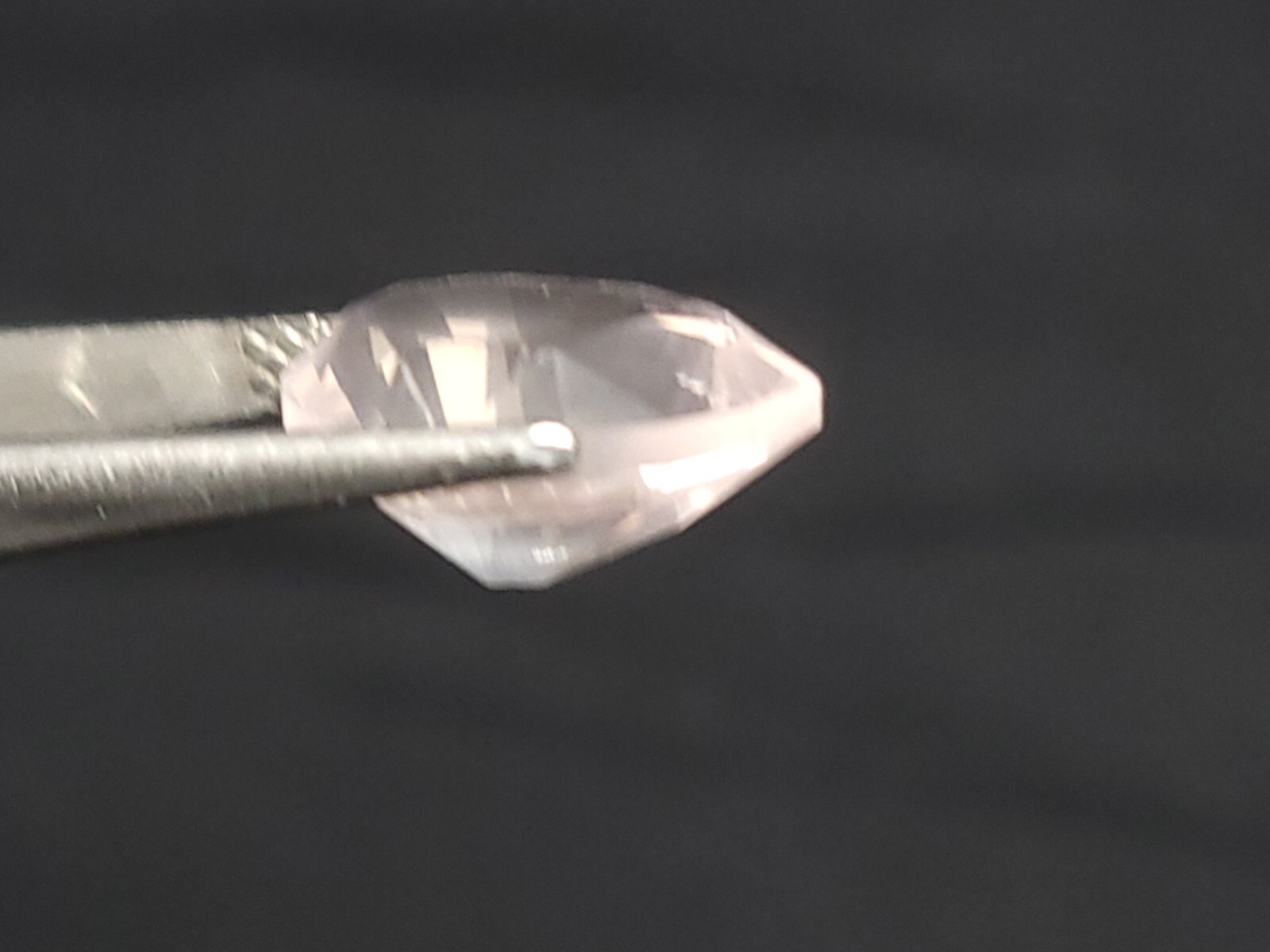 Rose Quartz Hand Cut Pear Natural Loose Gemstone (6 ct.) (14.2×10.2 mm)