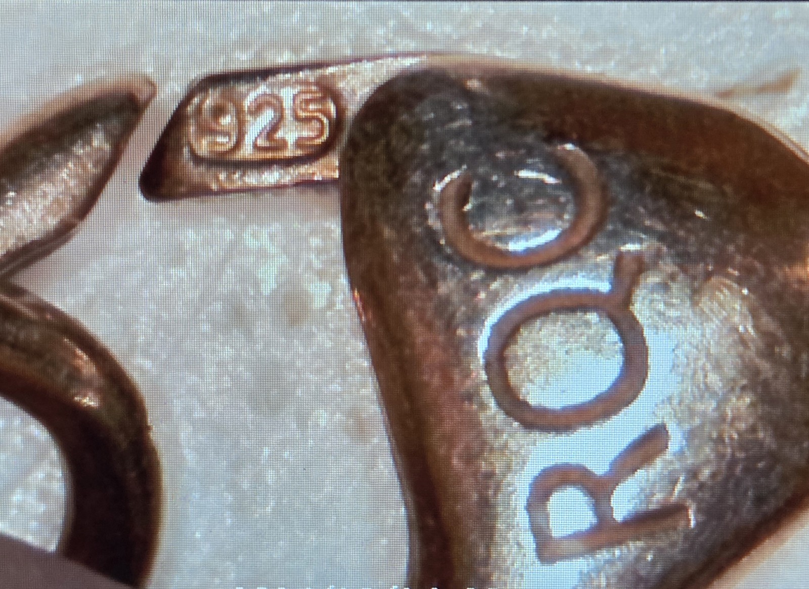 Rembrandt Quality Charms (RQC) Dapped Curb Link Classic Charm Bracelet 7″