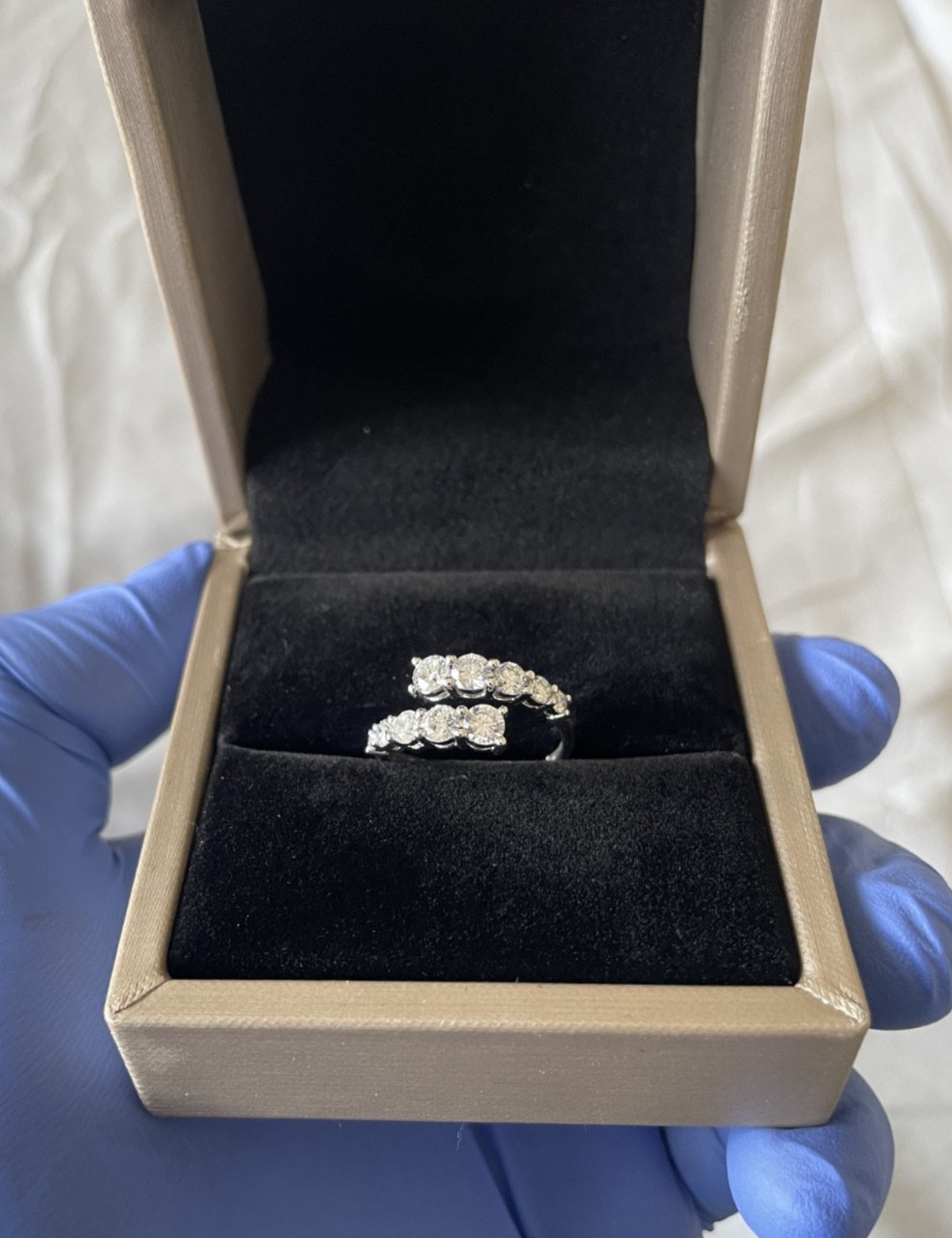 18K White Gold Ring Brilliant Cut Lab Grown Diamonds 1.17 Carat