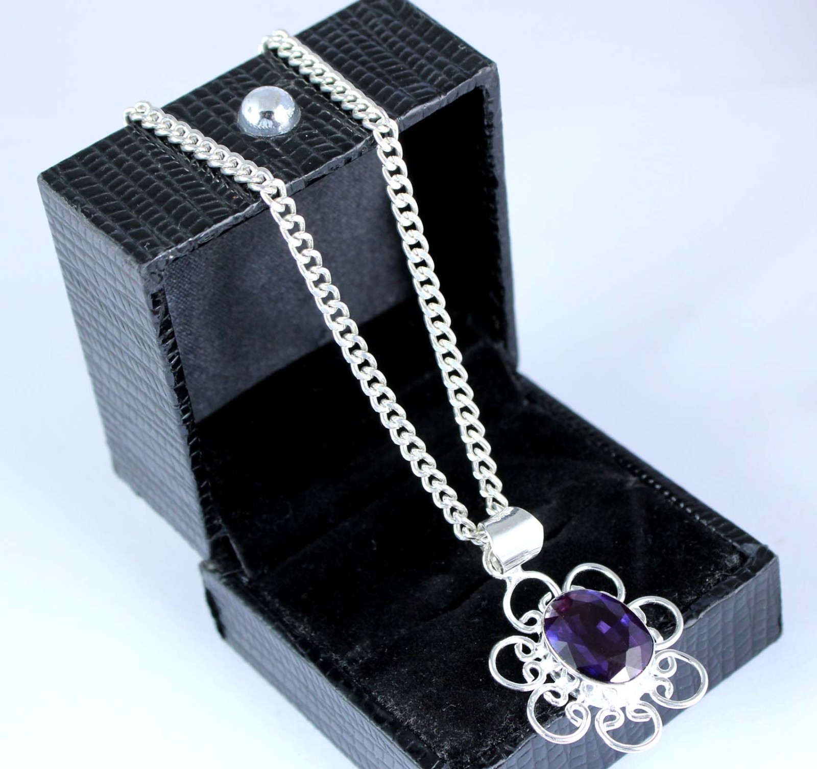 Natural 16.07 Ct Oval Boysenberry Sapphire Gems Men’s Pendant Mother’s Day Deal