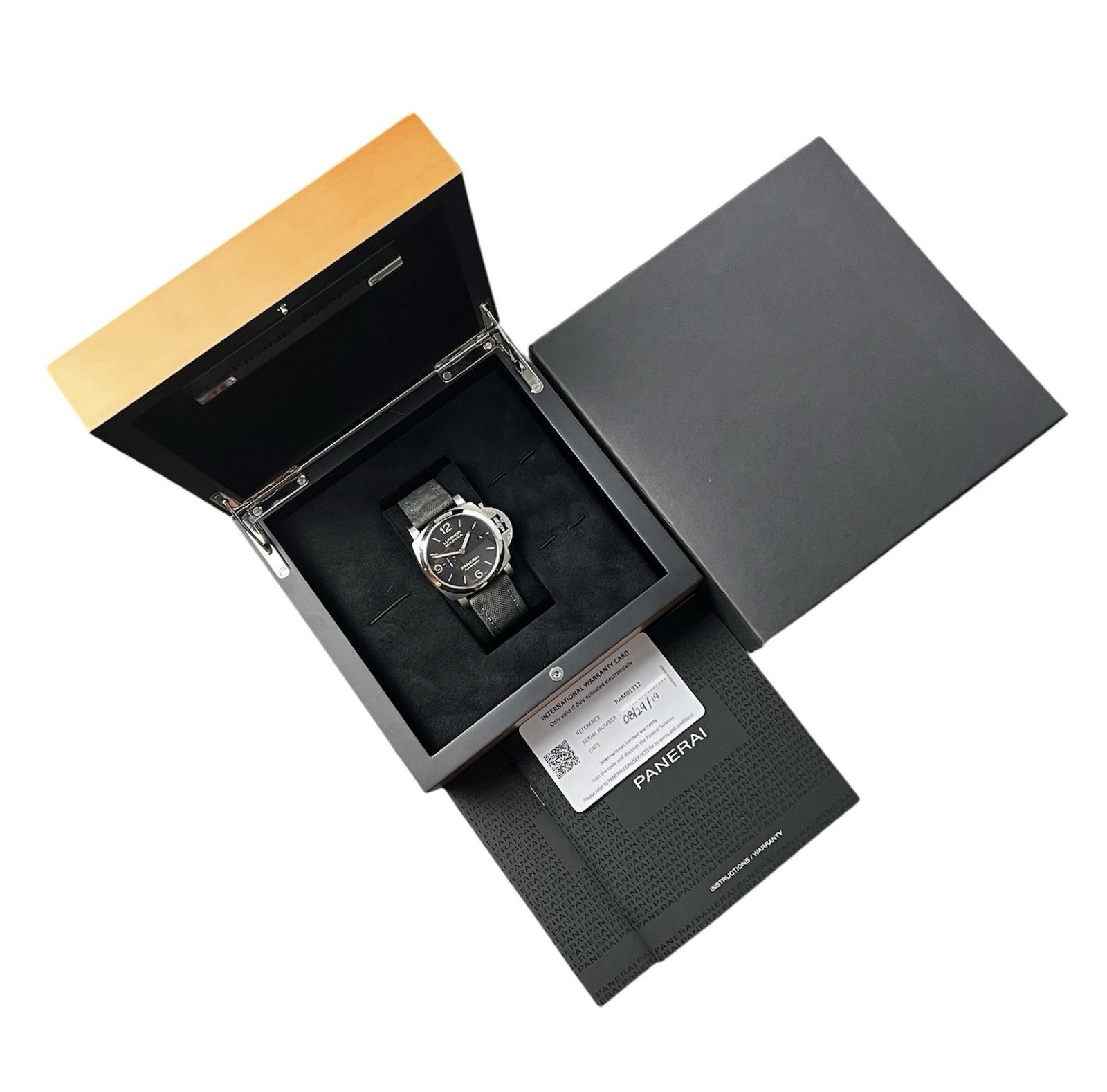 Panerai Luminor Marina 1950 Black Dial Steel 44mm Automatic Mens Watch PAM0132