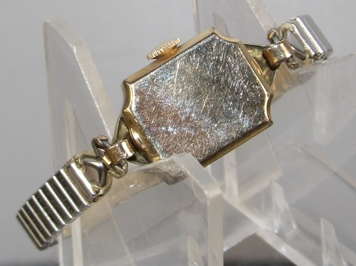 Le Coultre 10k Gold Filled Women’s Wind Wristwatch #31079536