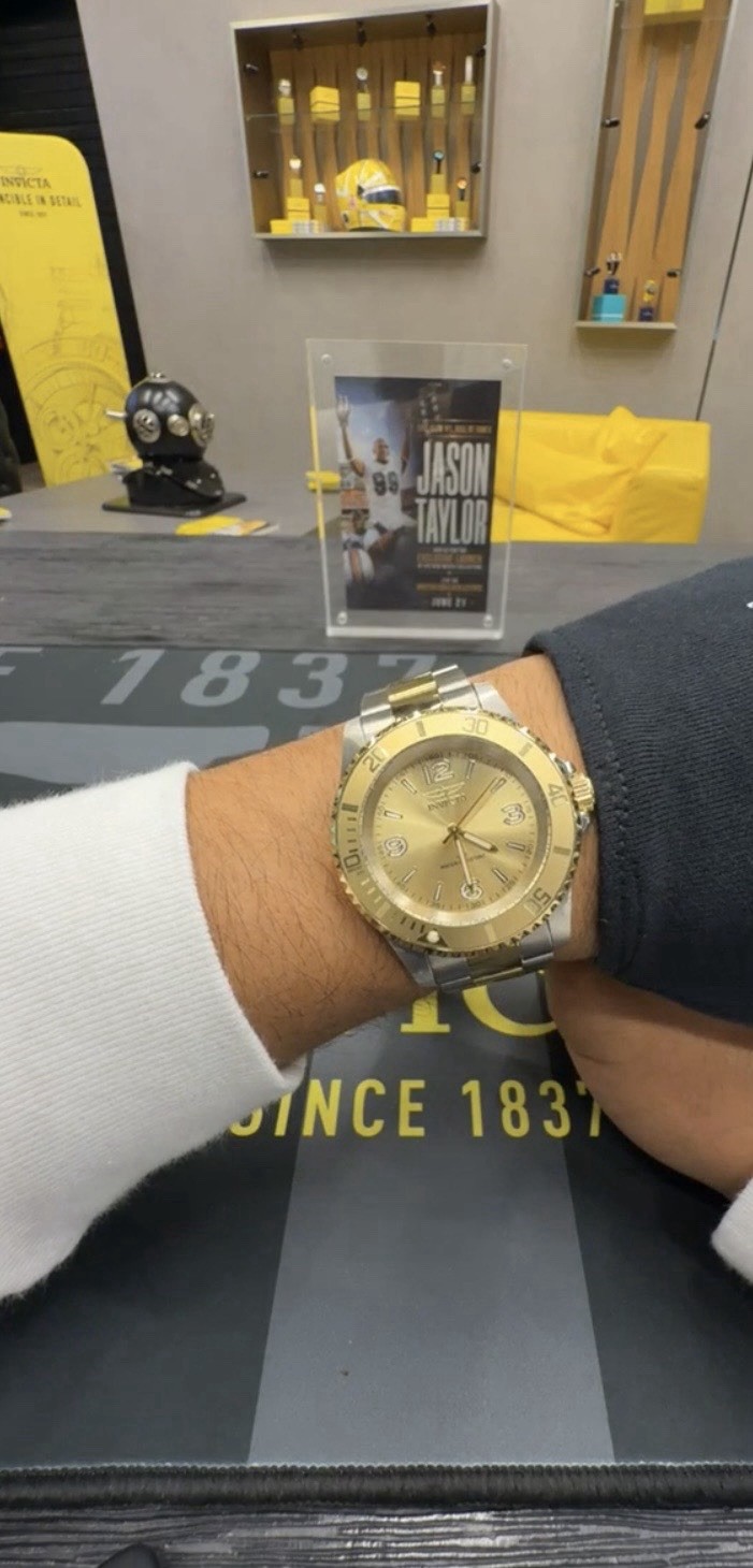 Invicta Specialty Velario Men’s Watch – 41mm, Silver, Gold (69725)