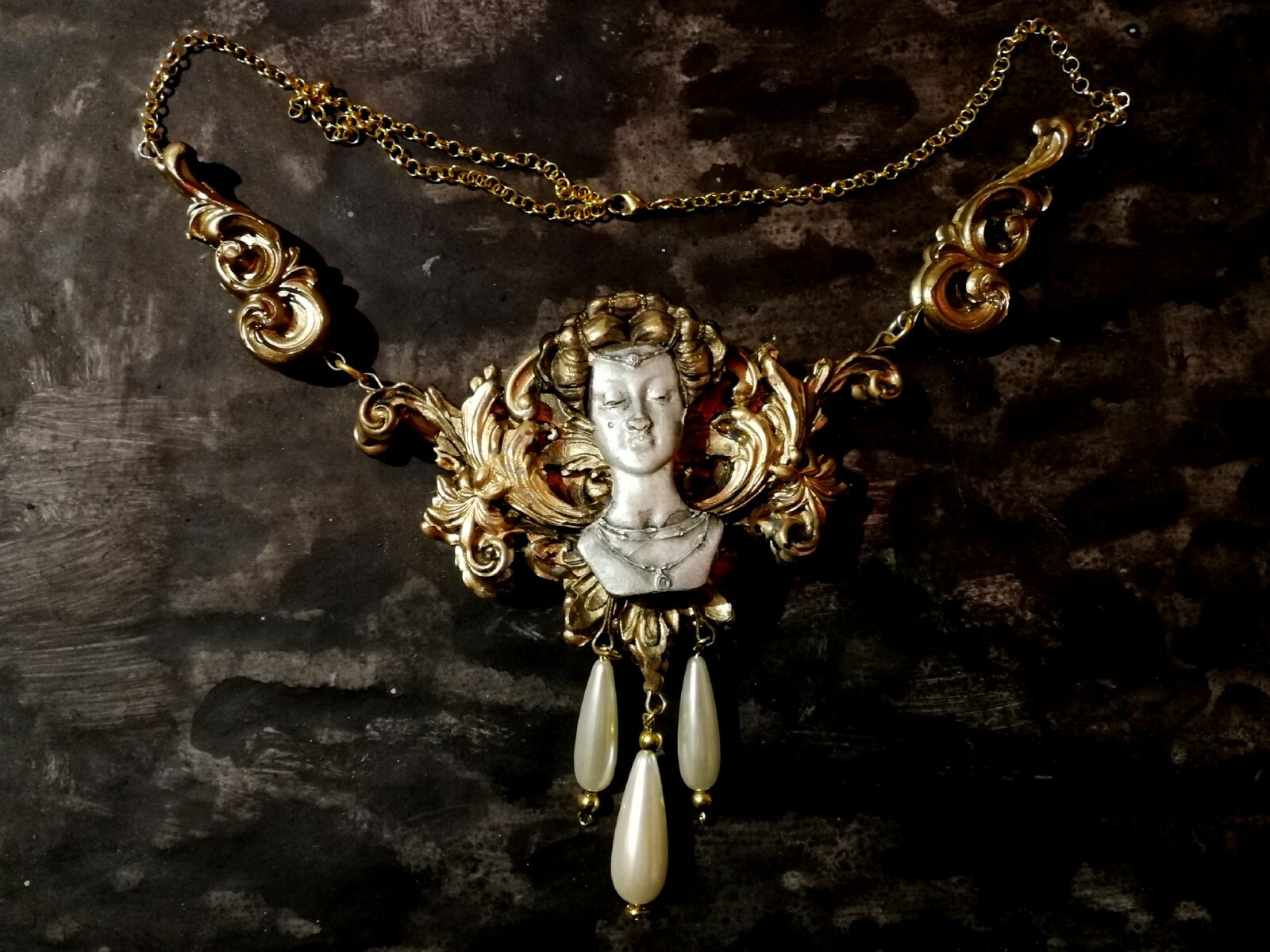 luxury jewelry necklace vintage style pendant woman antique accessories art deco