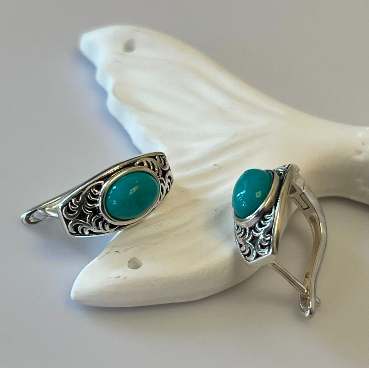 Native Oval 5x7mm Turquoise English Lock Stud 3/4”Earrings 925 Solid Silver
