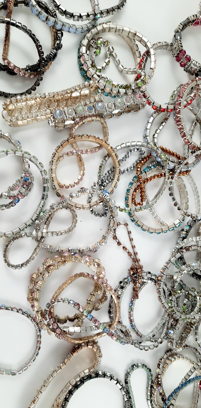 Lot of 1-1/2 lb of Very Junk Jewelry Elastic Bracelets Upcycling, Mixed-media