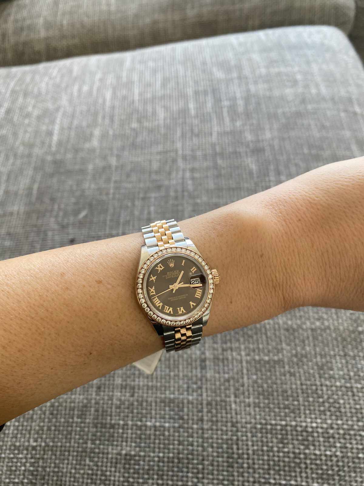 Rolex Lady Datejust 28: Steel&Rose Band, Chocolate Dial, 46 Diamond Bezel