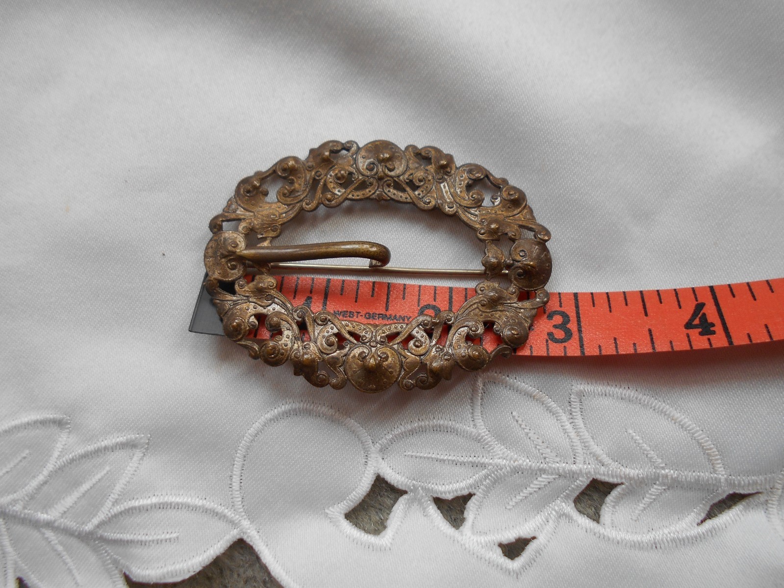 Vintage Ornate Scrolls Brooch with Hook