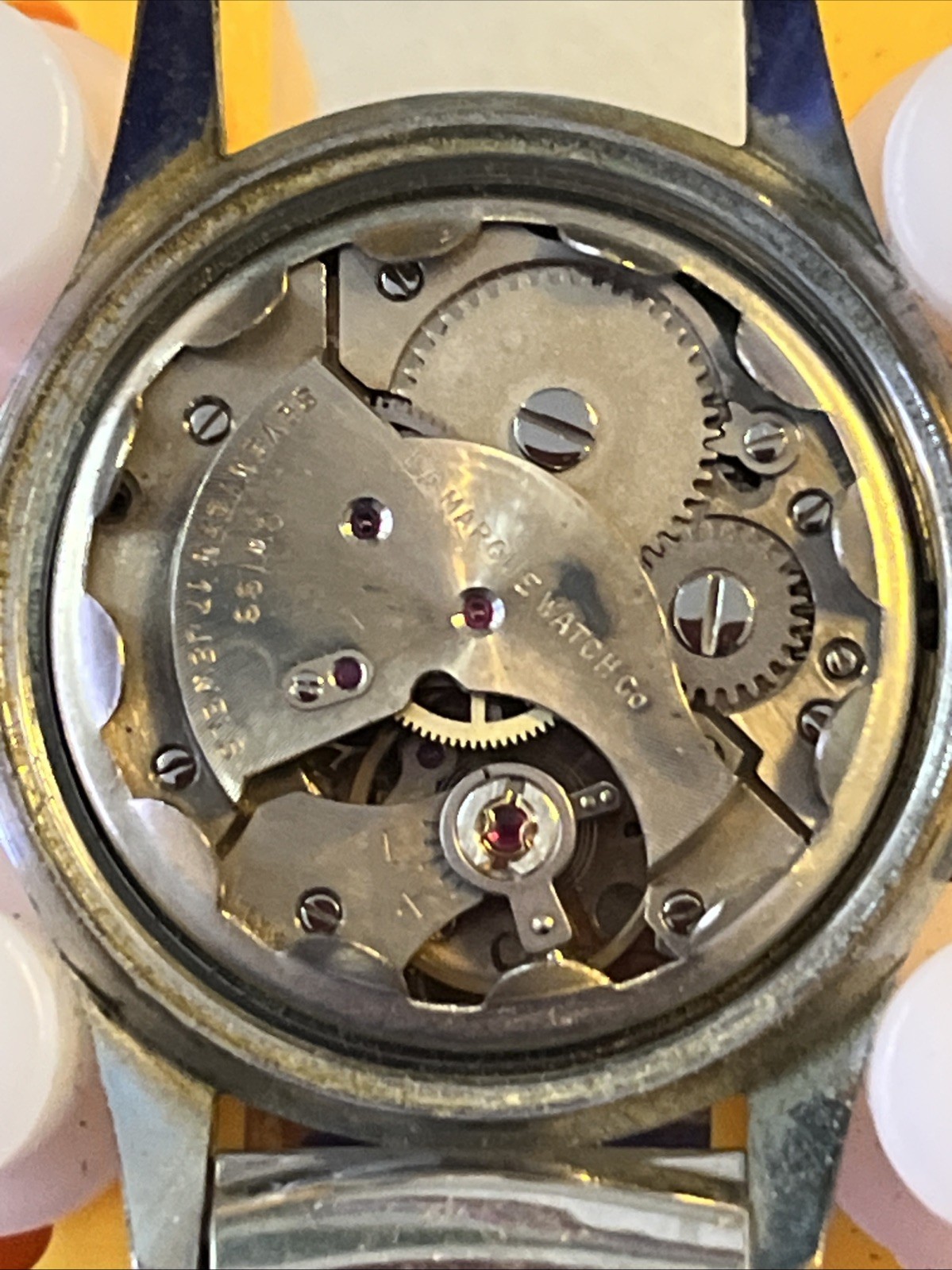 La Marque 17 Jewels Watch Unbreakable Mainspring Incabloc winds