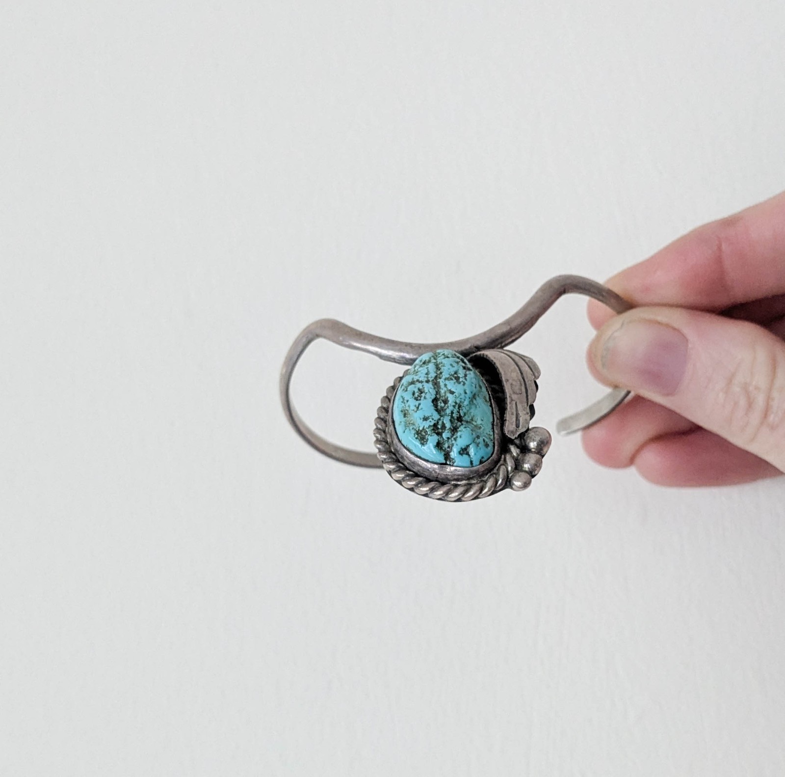 Silver Turquoise Navajo cuff bracelet / B Begay hallmark 925 sterling 70s vintag