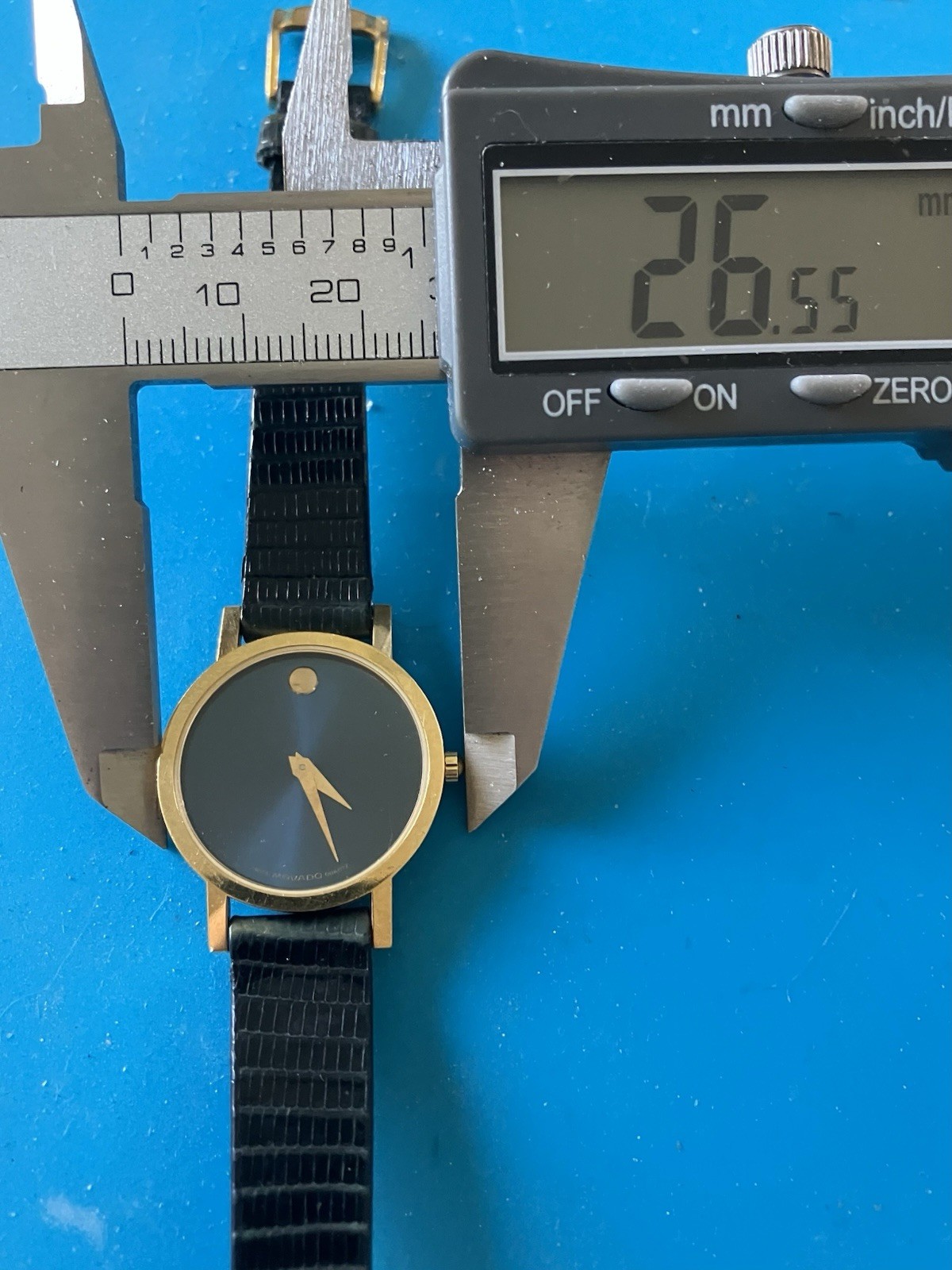 Movado Vintage Quartz Museum Women’s Watch 87-25-832