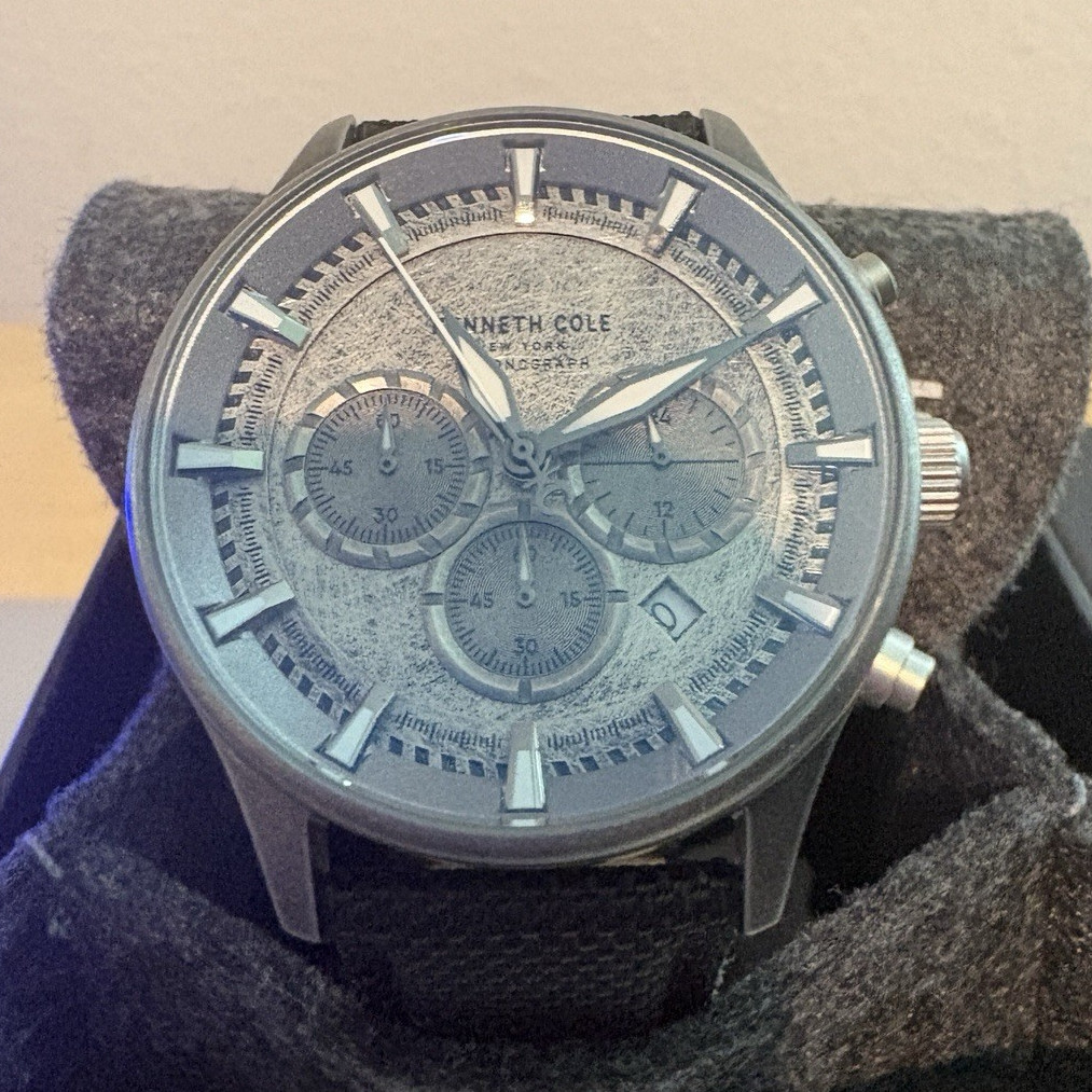 Kenneth Cole New York Men’s Quartz Chronograph Date Gray Dial Black Leather Box