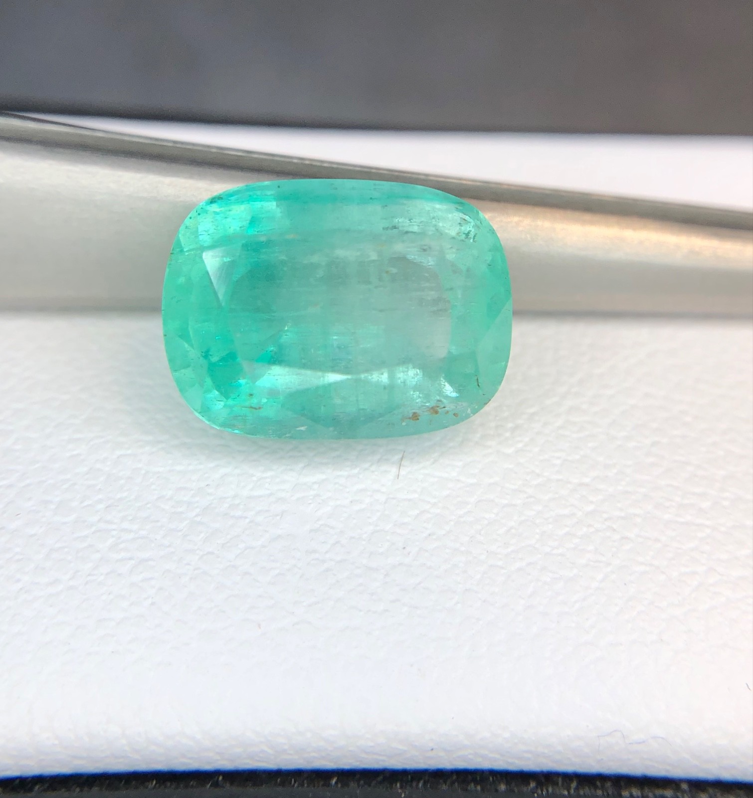 6.70 Cts Natural Nigerian Emerald Bluish Green Color Cushion Cut loose gemstone