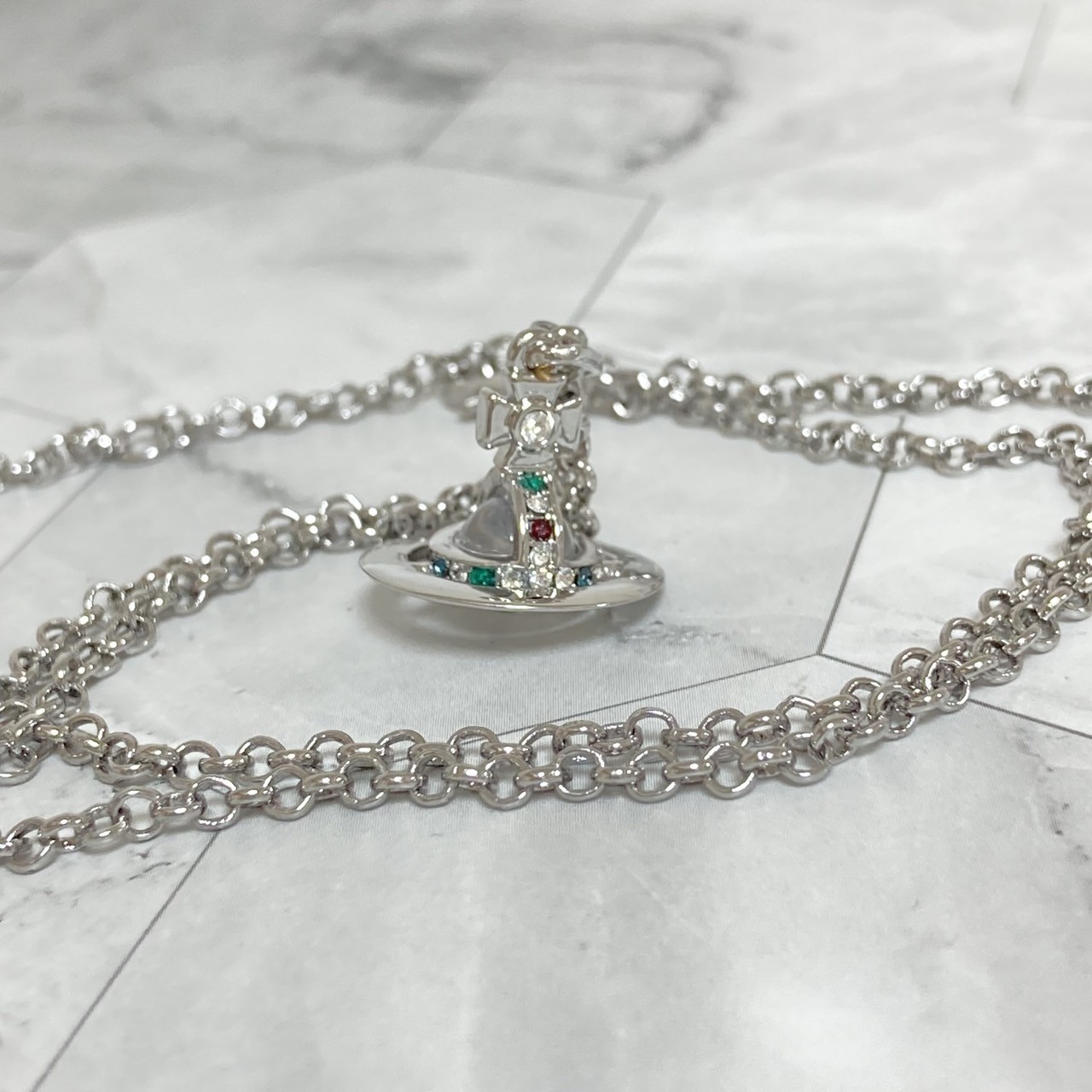 Vivienne Westwood Necklace Petite Orb Silver Clear Multi T:1.5 x 1.6 cm w/Pouch