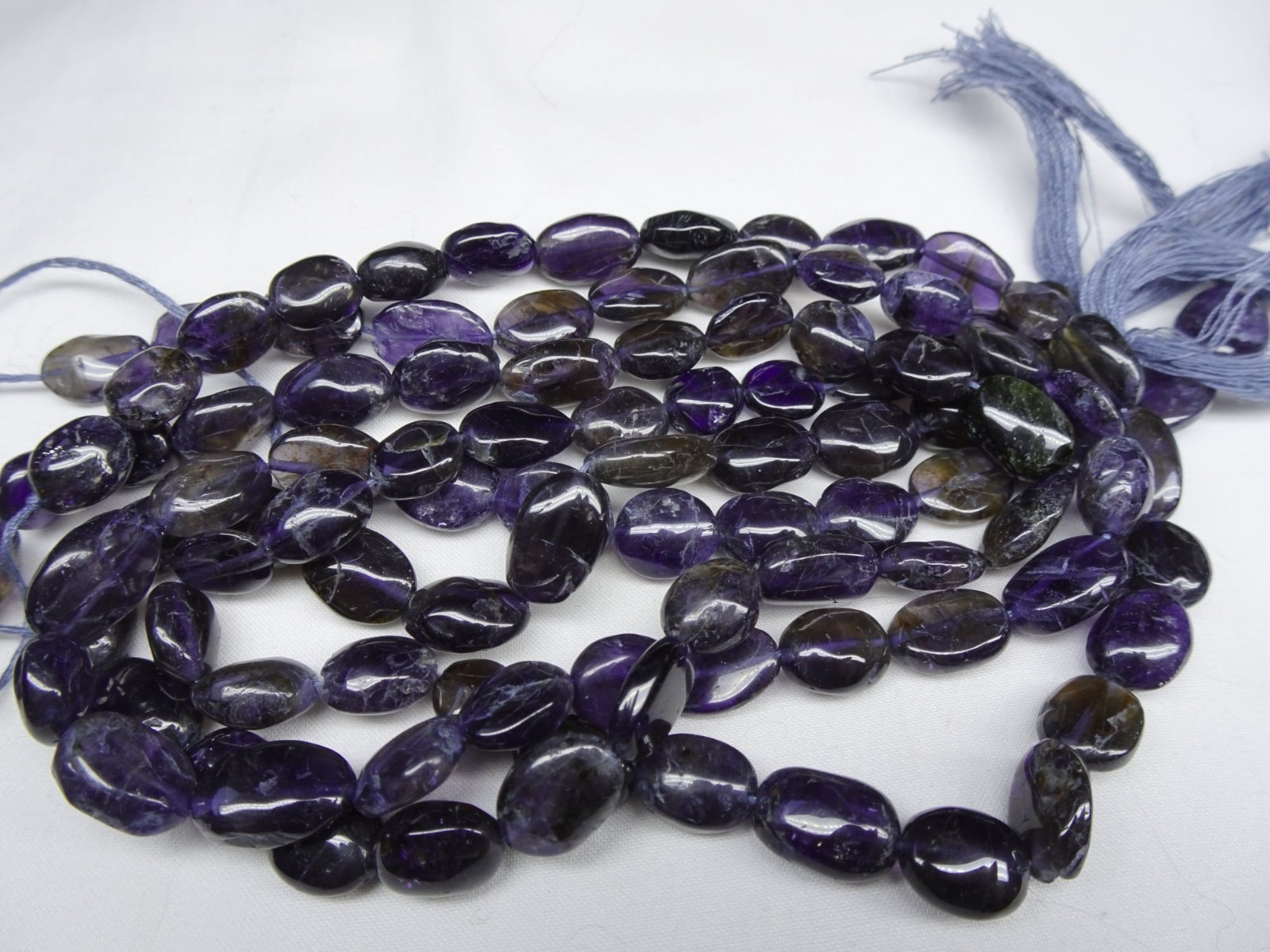 12 1/2″ Strand Natural Iolite Stone Puffy Oval 8-13mm Long Beads A403 DNG