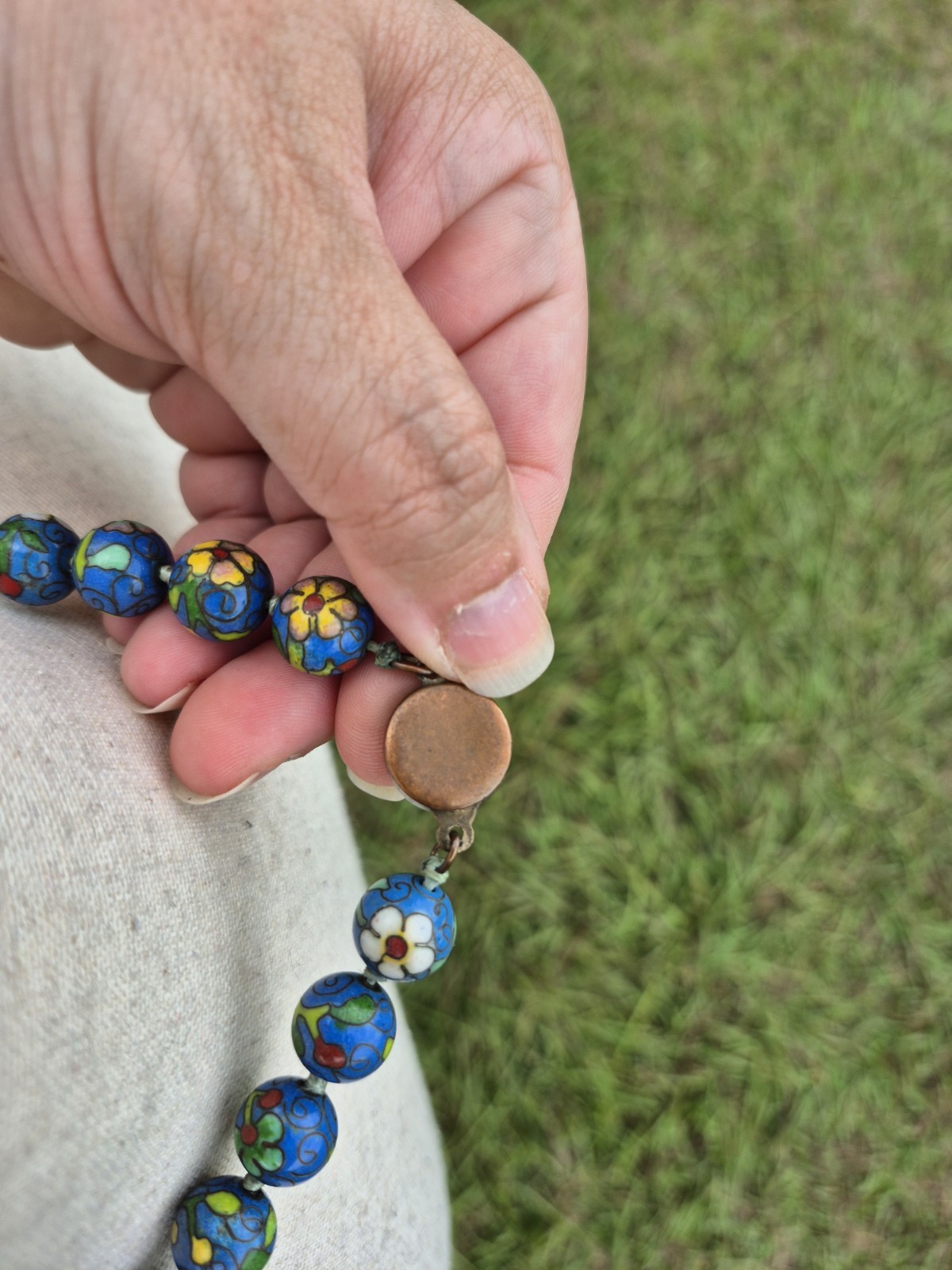 Vintage Blue Floral 26″ Strand Cloisonne Bead Necklace Old Estate Jewelry 12.3mm