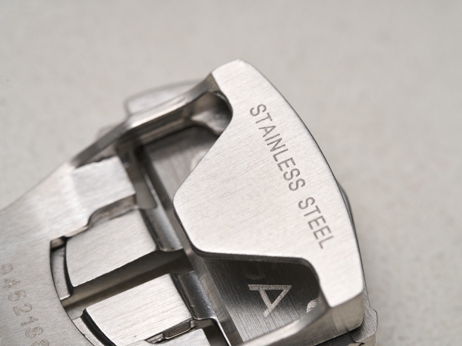Omega 18mm Fold Over Push Button Deployment Buckle OM94521883