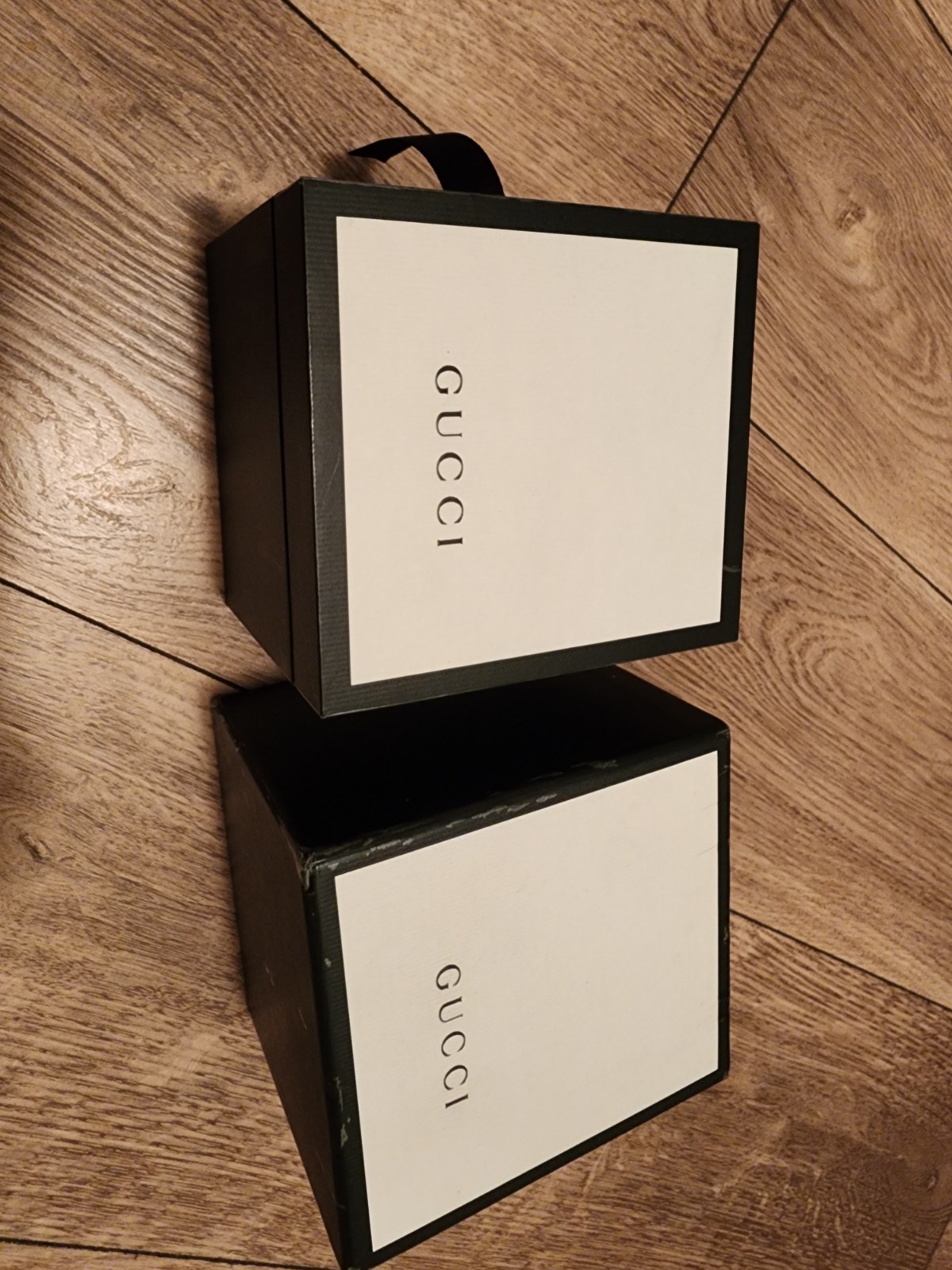 Gucci Pantcaon 1142 Men’s Quartz Watch – Black GG Monogram Dial – Rubber Strap
