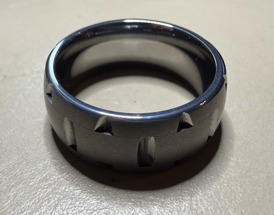 Triton Tungsten Carbide Men’s Ring Faceted 9
