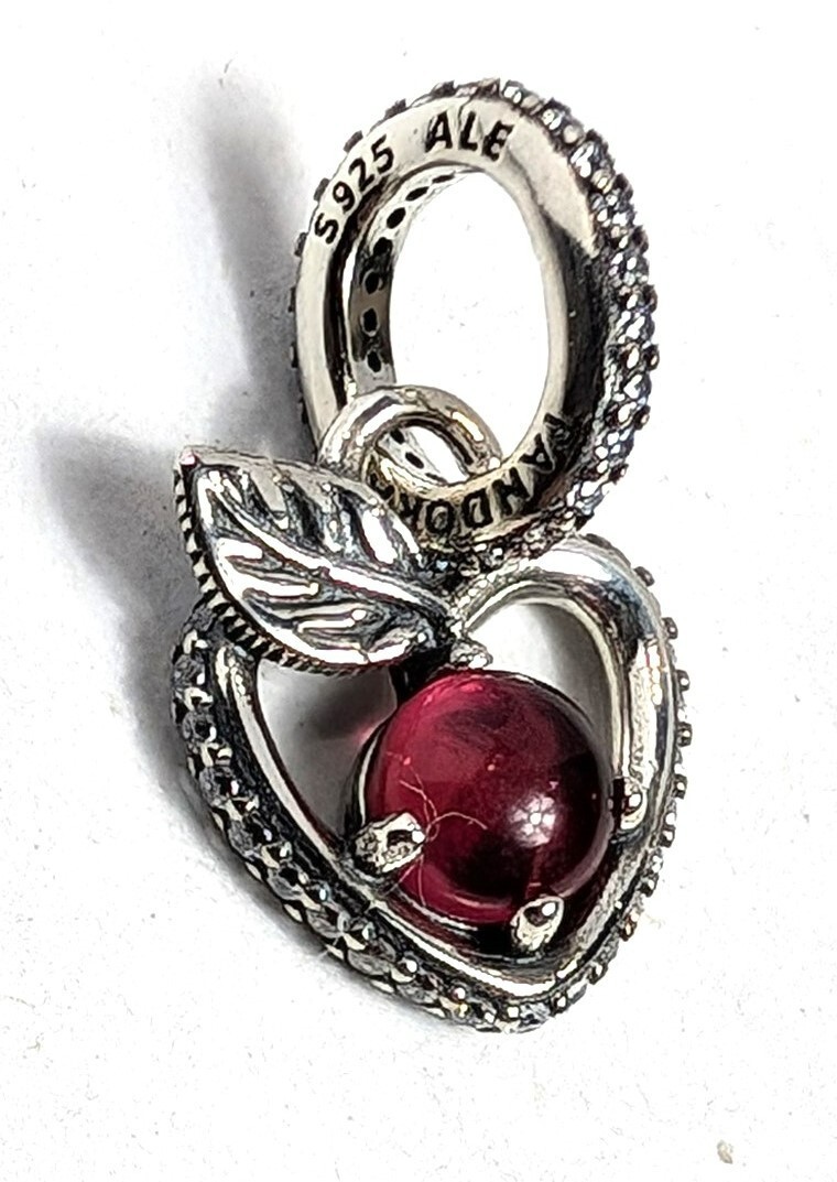 Authentic Pandora Pendant, Disney Snow White Apple, #399553C01
