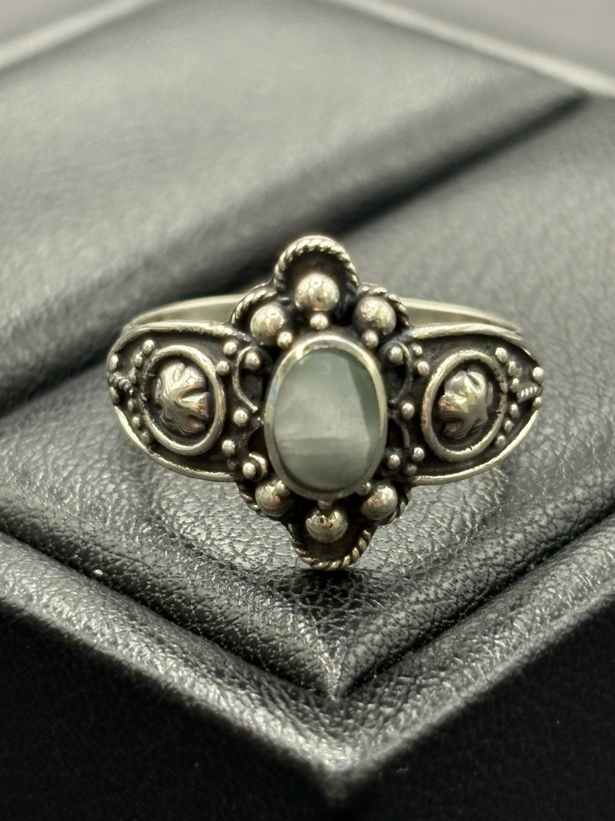 New Condition Sterling Silver Larimar Ring Size 7 G6