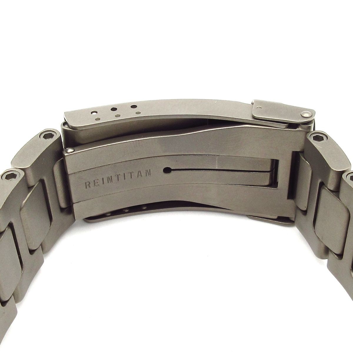 Sinn T50 Automatic 41mm Titanium Men’s Diving Watch