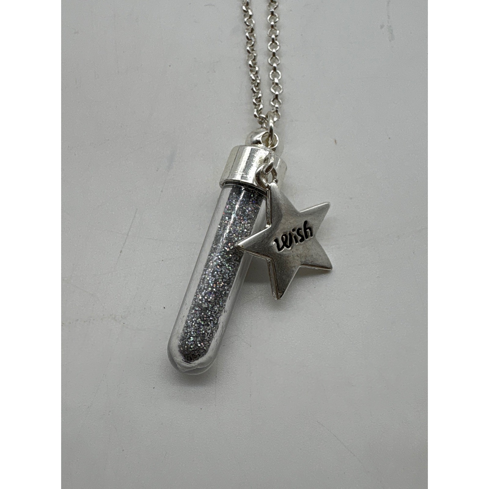 Fairy Dust Silver Tone Bottle of Silver Glitter Star Wish Fantasy Necklace J308