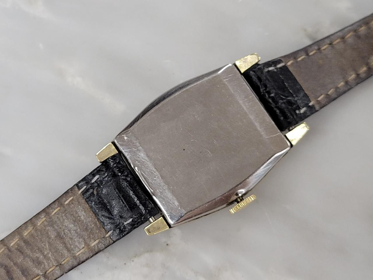 Men’s Vintage Gruen Manual Wristwatch w/ Pink Dial ~ 15 Jewels ~ 3-E291