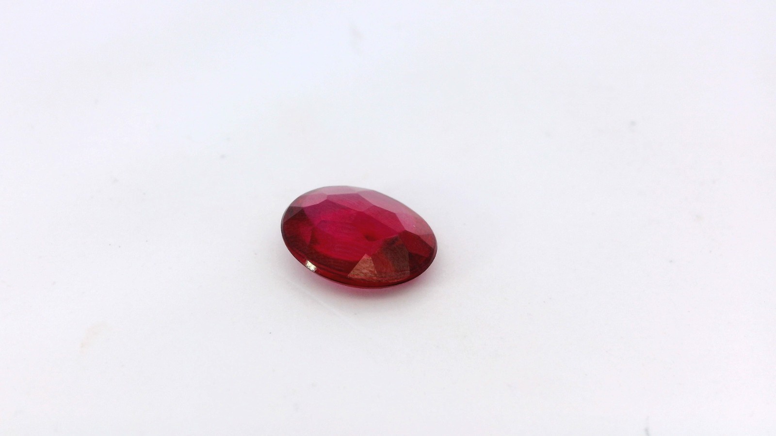 4.36ct Flat Oval Cabochon Lab Created Ruby Gemstone 12 x 10 x 4.3 mm