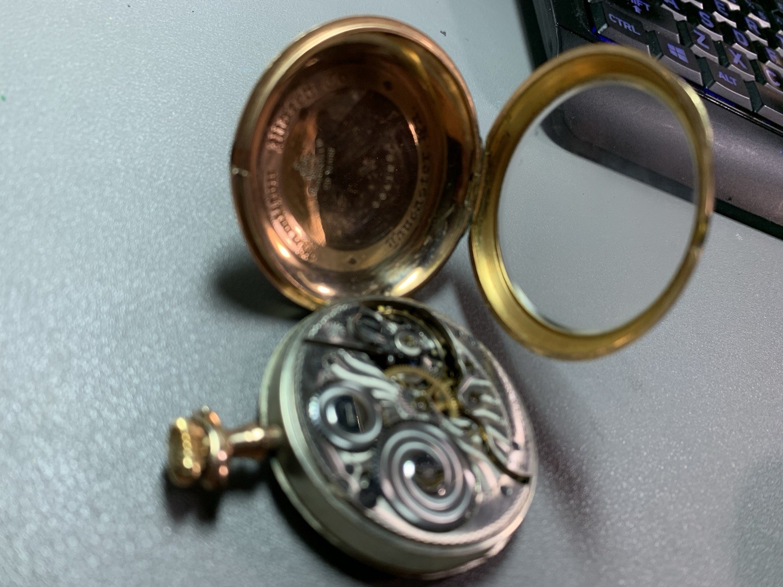 Hamilton grade 956 pocket watch, swing out GF case 17j, 16s,Mod.2, runs,25 yrs