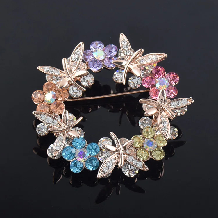 Rhinestone Brooch Wreath Floral Hollow Inlay Lapel Pin Clothing Jewelry