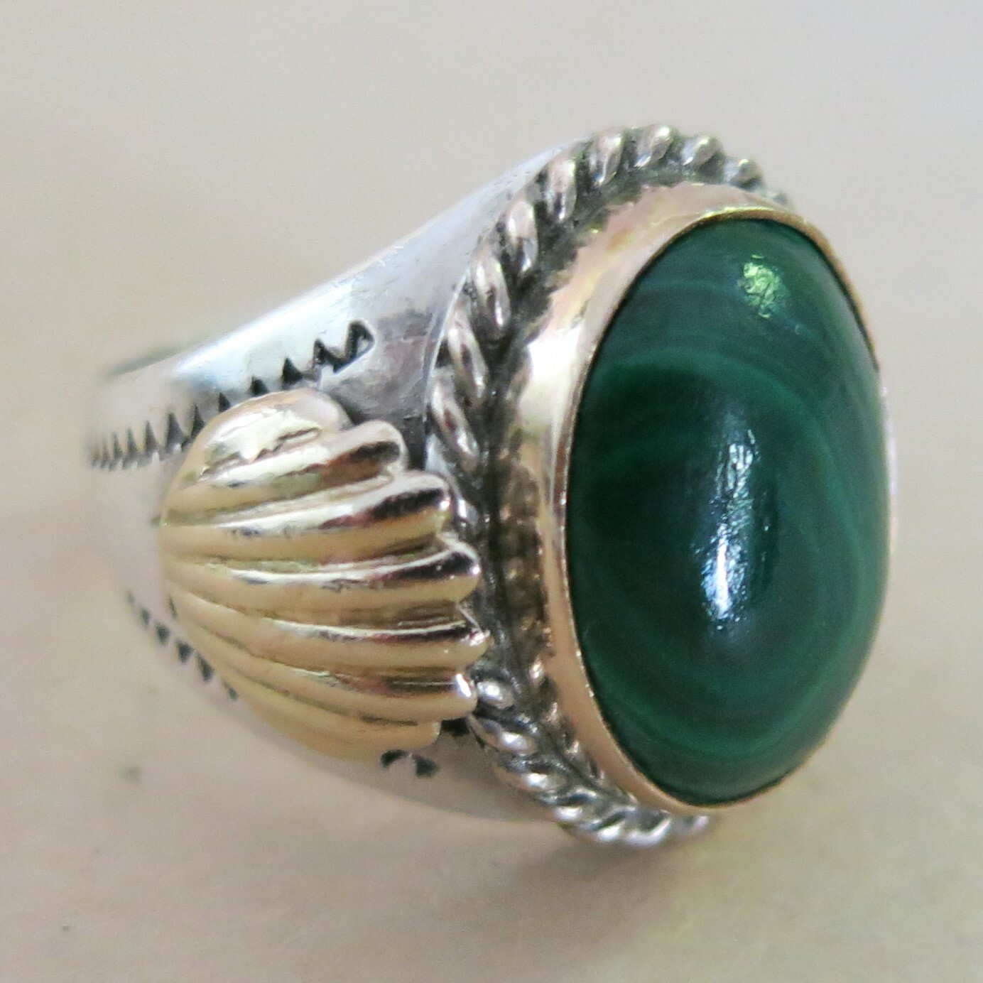 Vintage Sterling Ring with 14k Gold & Malachite 13.0g Size 9.5 [4444]