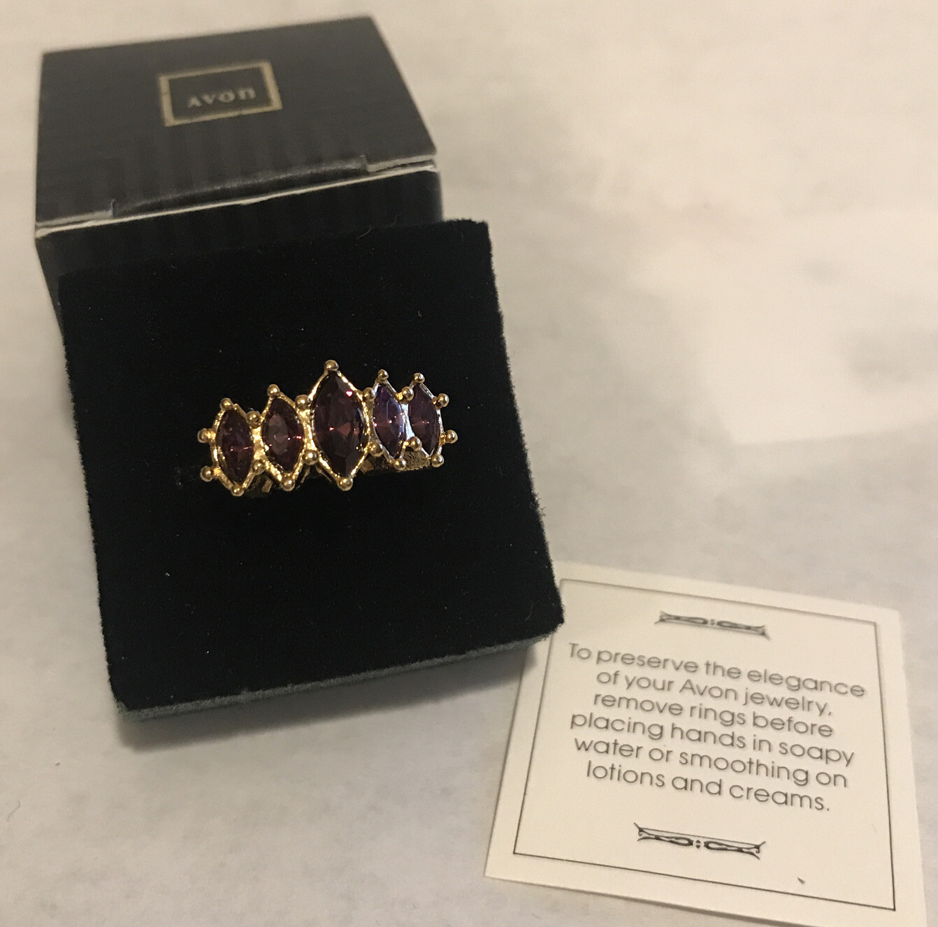 Faux Amethyst Ring February Avon Marquis Sparkle Size 8 Purple Stones Never Worn