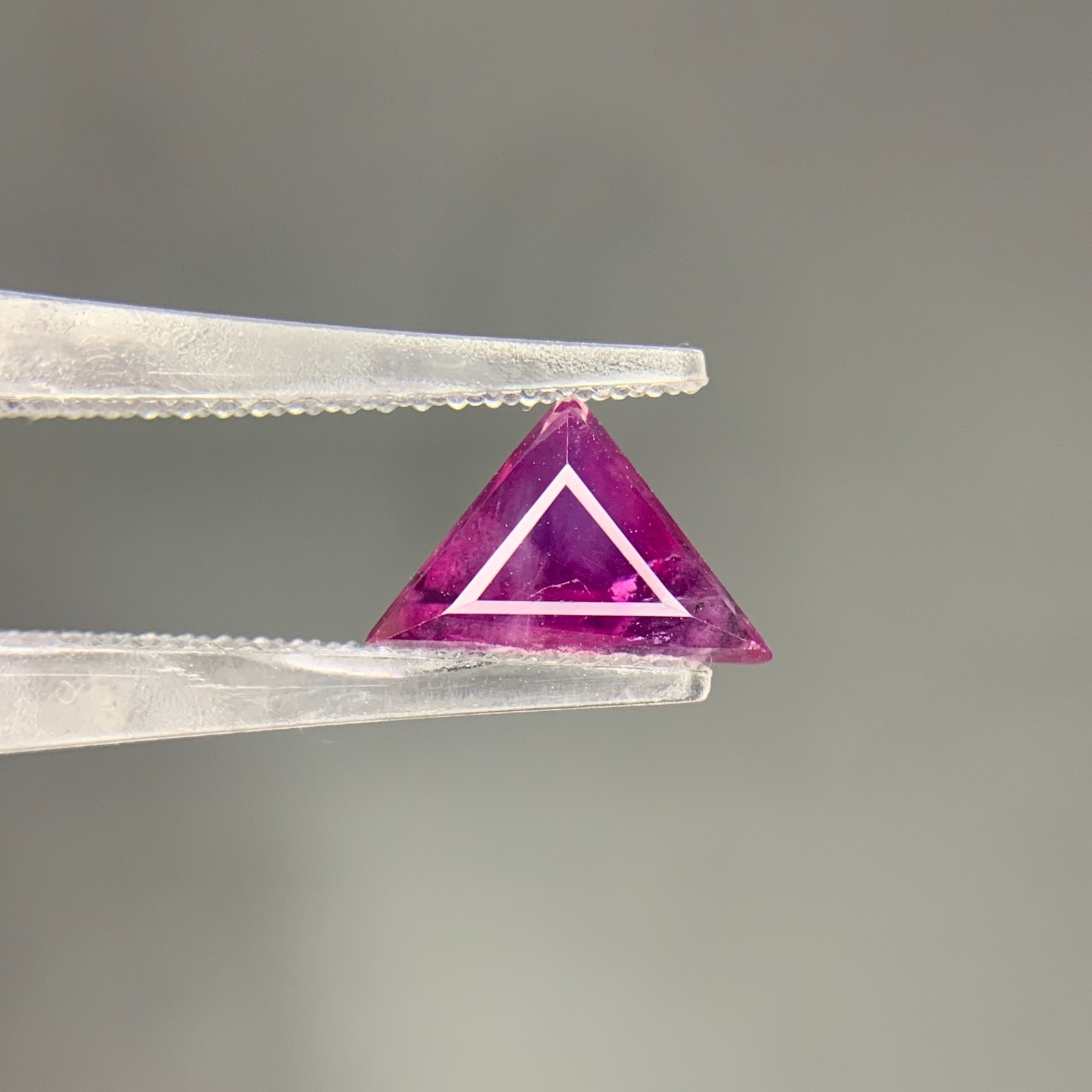 Natural Kashmir Sapphire Trillion Cut No Heat Purplish Pink Loose Gemstone