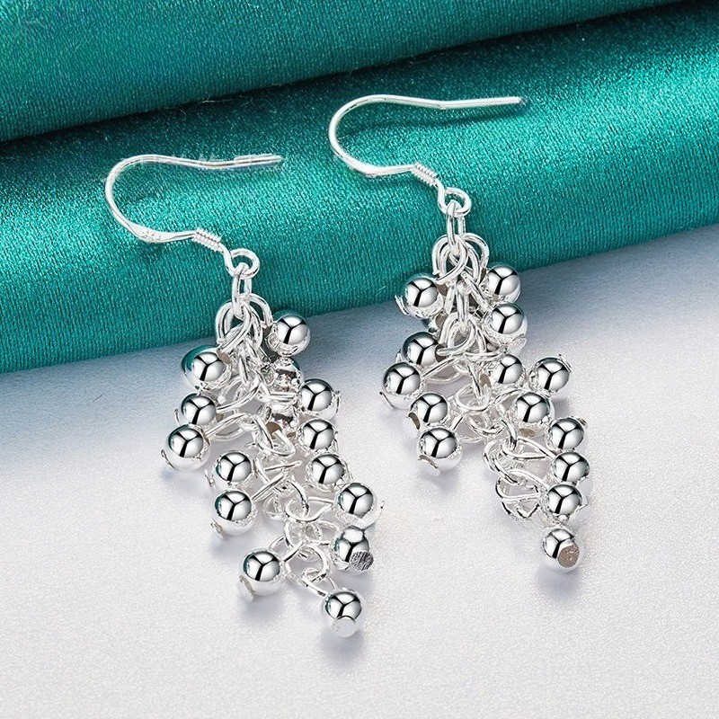 Women’s Fashion Beaded Earhook Silvery Grape String Copper Pendant Earrings